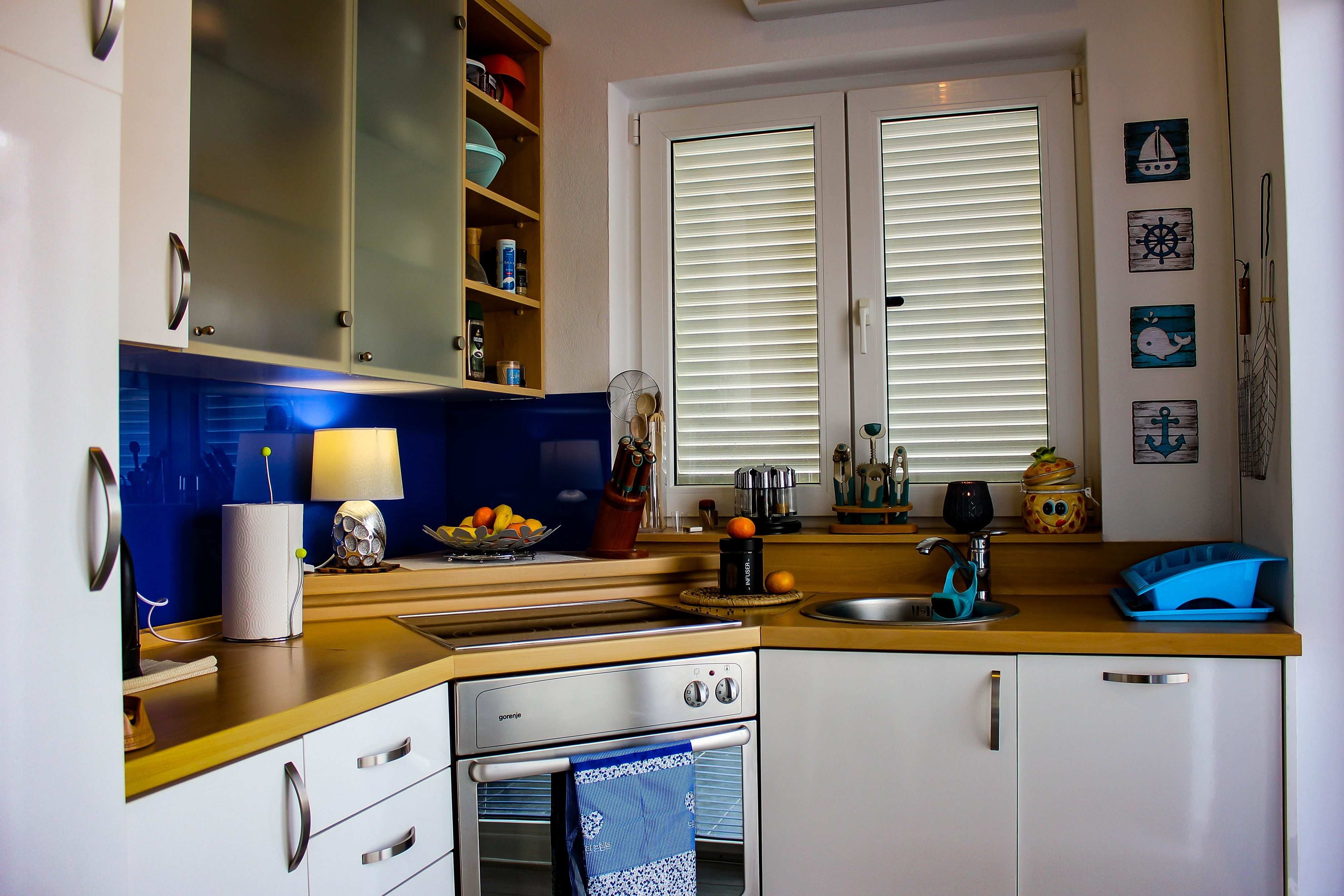 Two bedroom apartment with terrace and sea view Povljana, Pag  A-a
