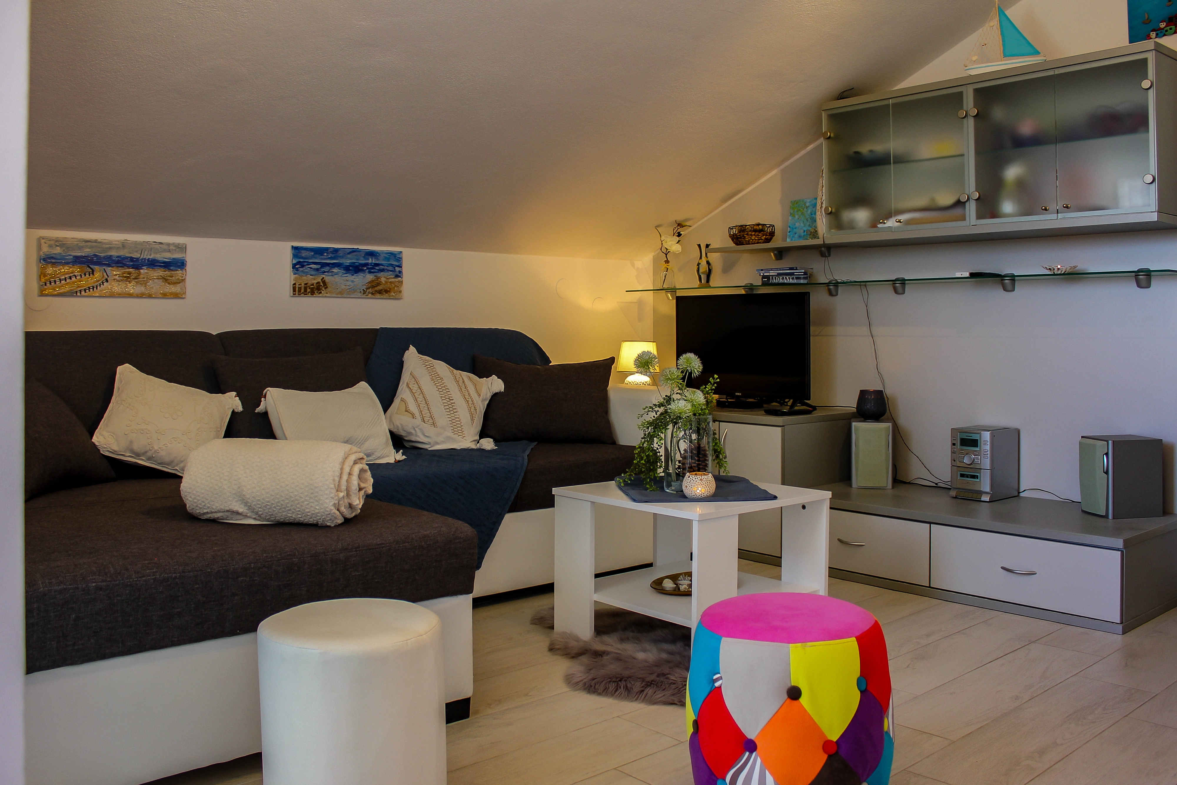 Two bedroom apartment with terrace and sea view Povljana, Pag  A-a