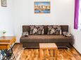 Гостиная 1 Dvornica, Гостиная 1 в размещении типа house, доступный кондиционер, Домашние животные допускаются и WiFi.