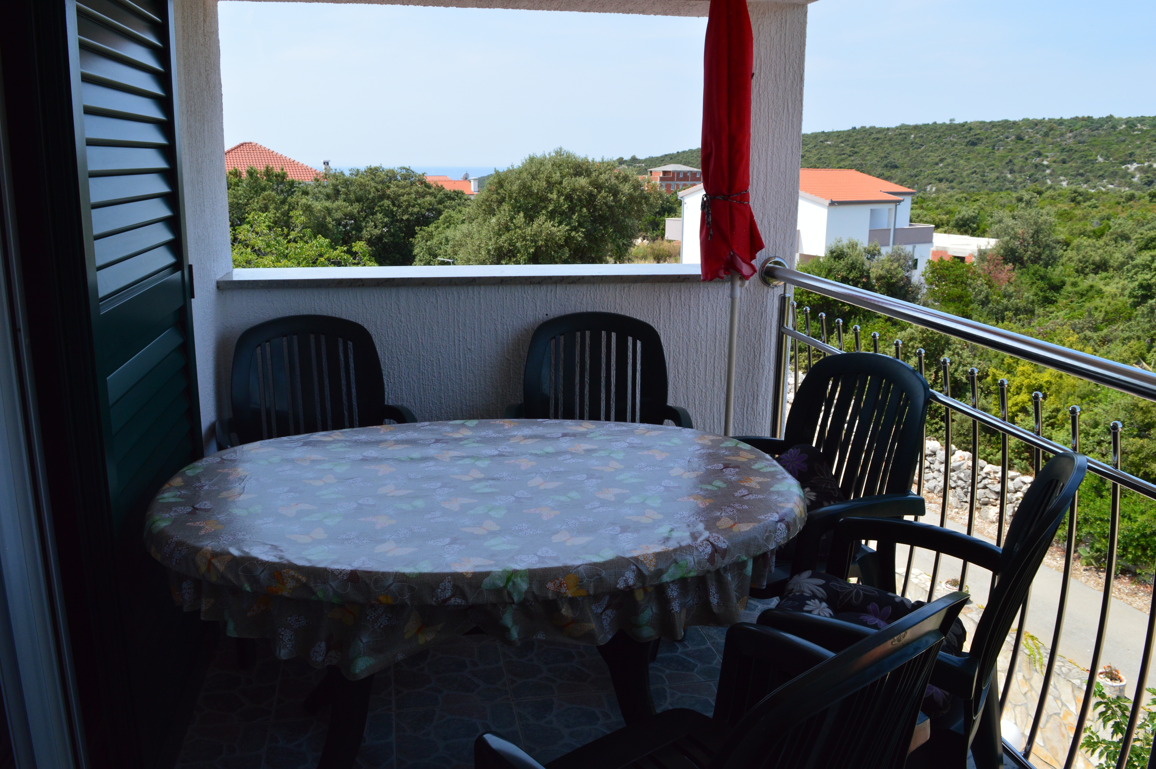 Two bedroom apartment with balcony and sea view Cove Ljubljeva, Trogir  A-d