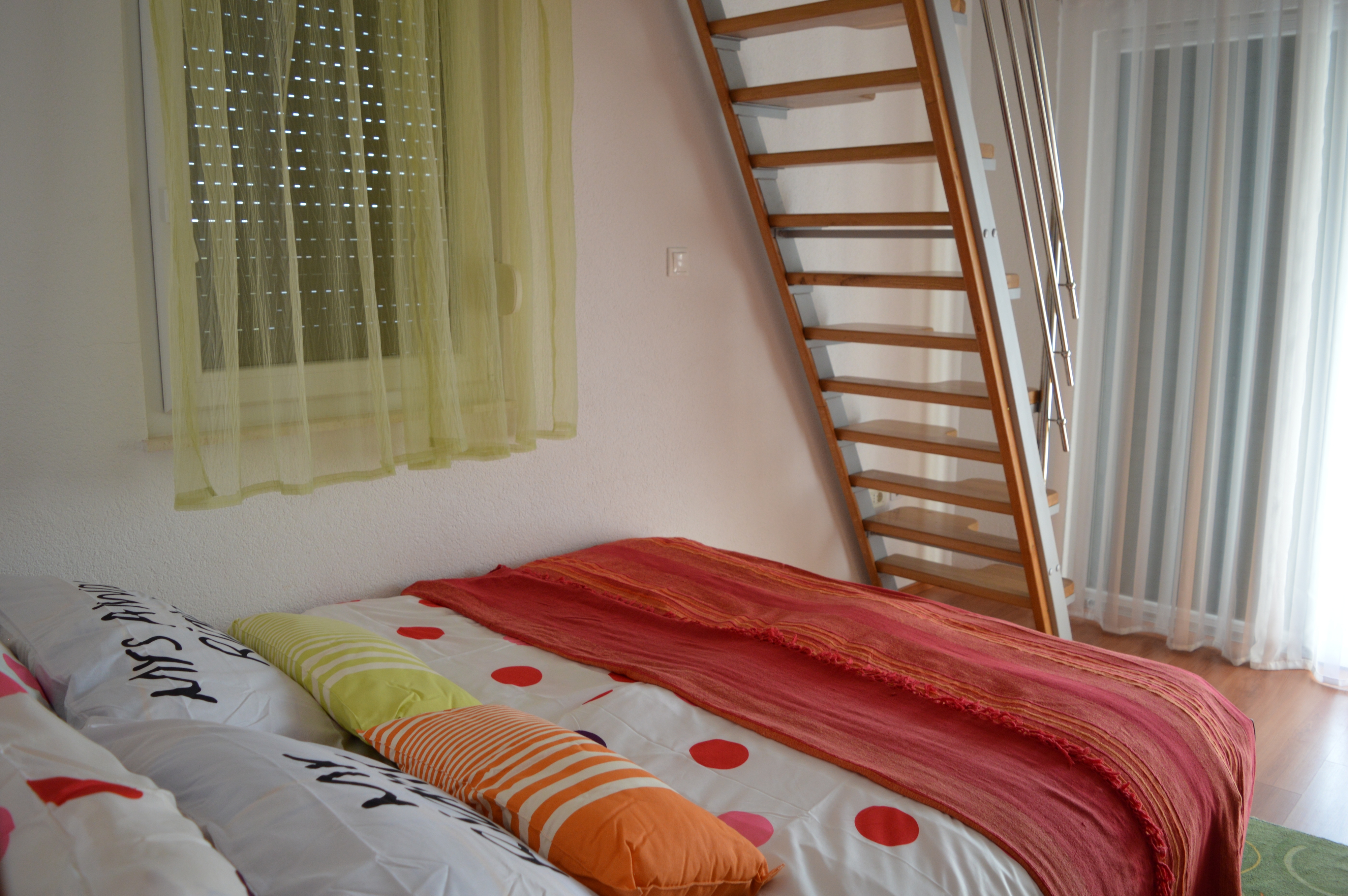 Two bedroom apartment with balcony and sea view Cove Ljubljeva, Trogir  A-d