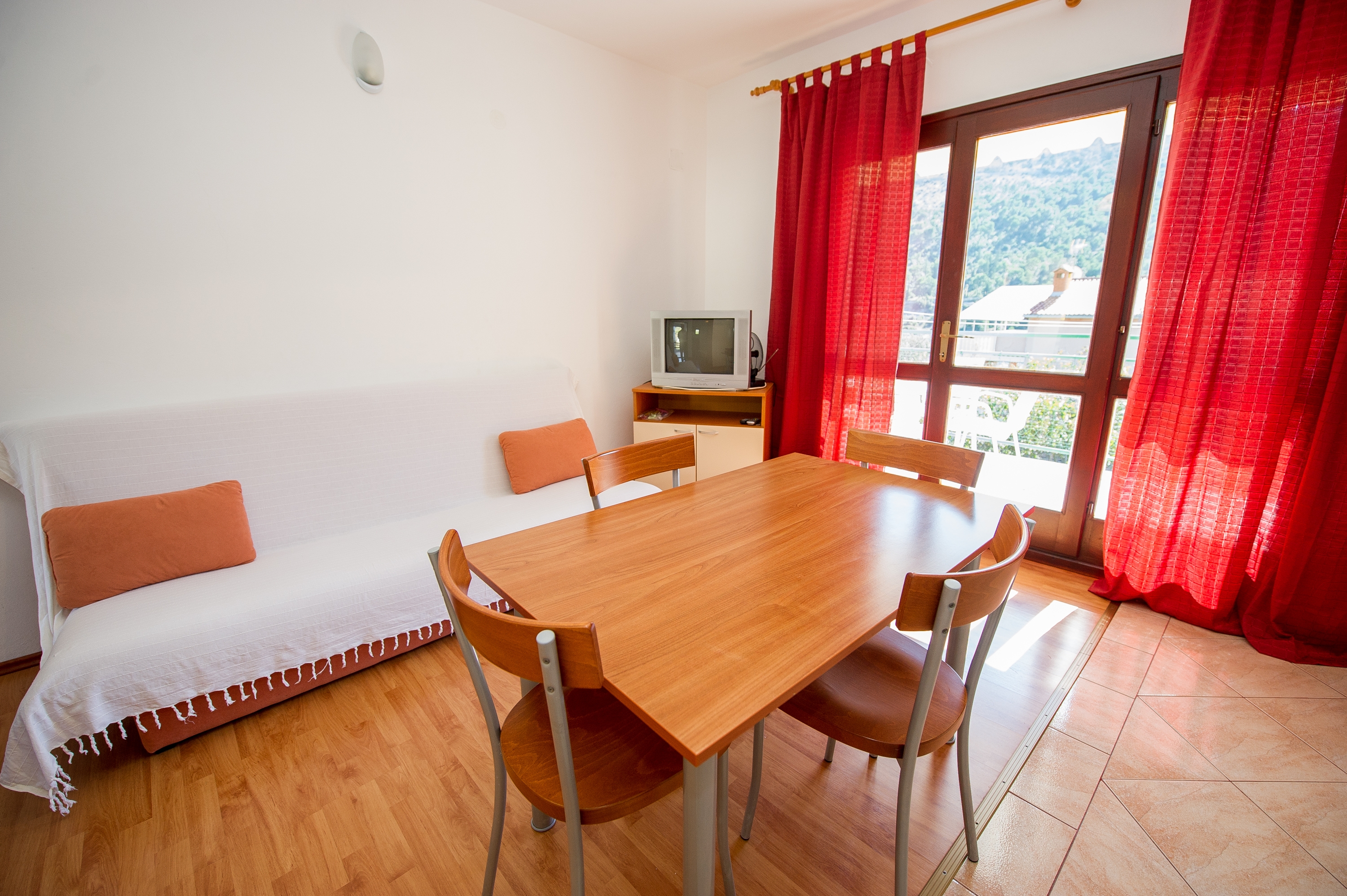Studio flat with balcony and sea view Grebaštica, Šibenik (AS-14317-a)
