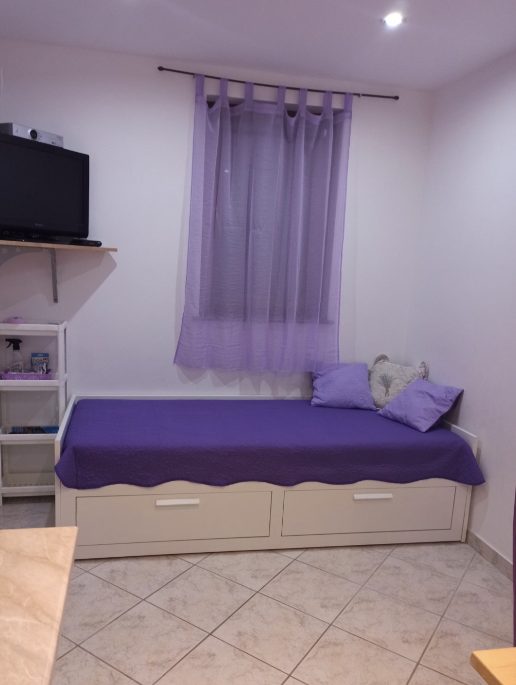 Studio flat with balcony and sea view Martinšćica, Cres (AS-14334-a)