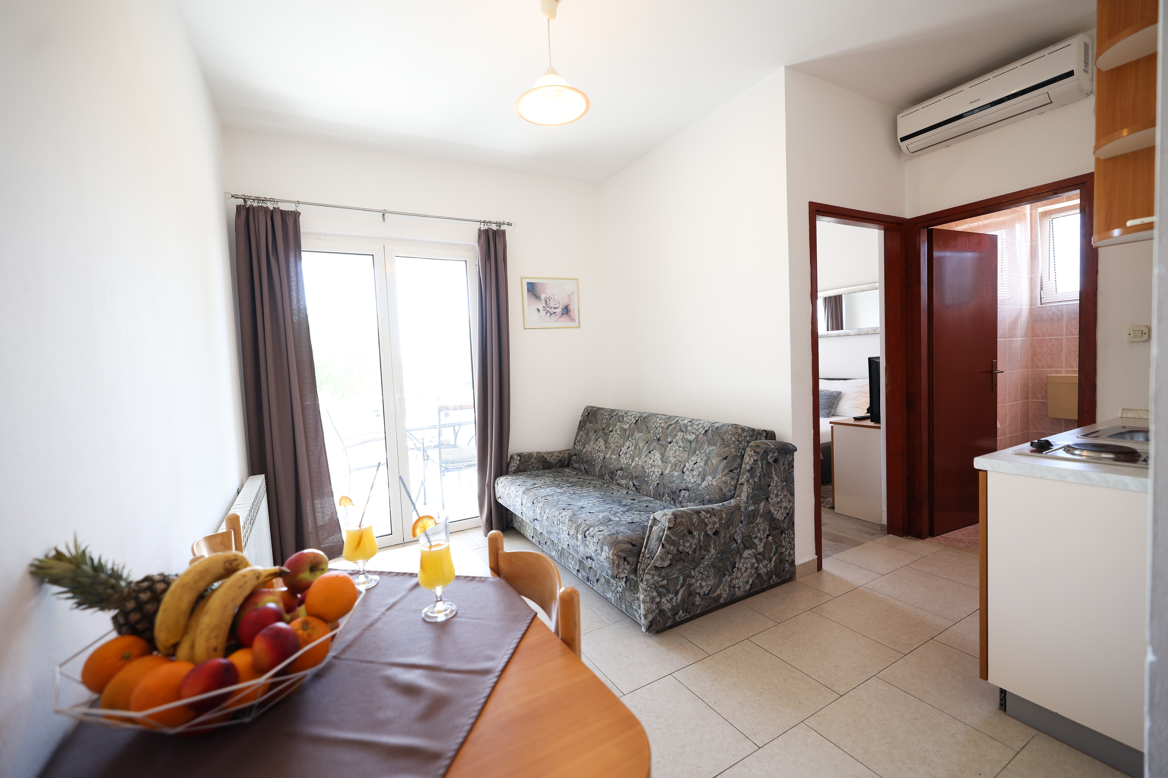 One bedroom apartment with balcony Bibinje, Zadar (A-14338-a) One bedroom apartment with balcony Bibinje, Zadar (A-14338-a)