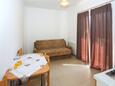 Jídelna Bibinje, Jídelna v ubytování typu apartment, s klimatizací, domácí mazlíčci povoleni a WiFi.