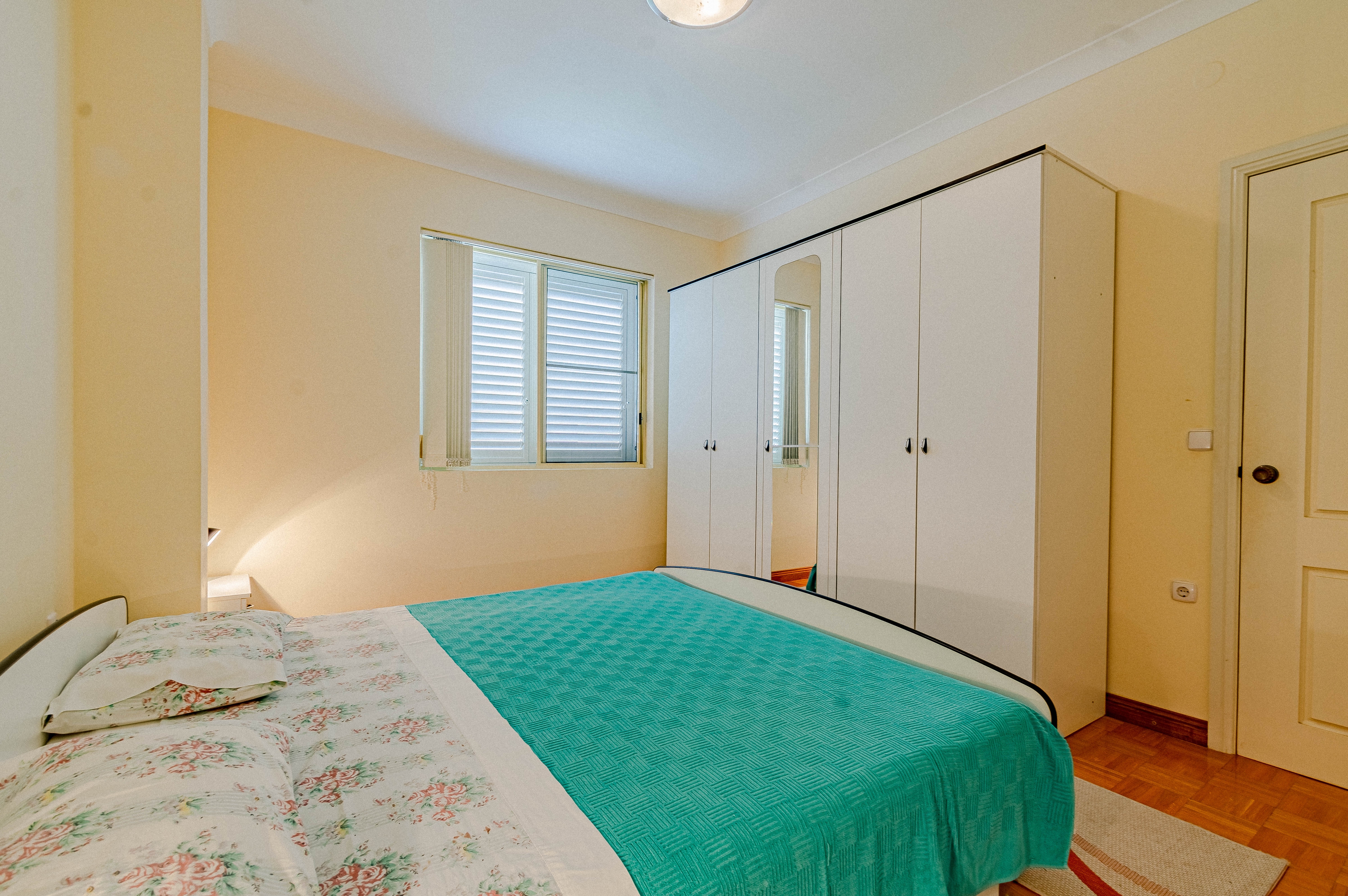 Two bedroom apartment near beach Prigradica, Korčula  A-b