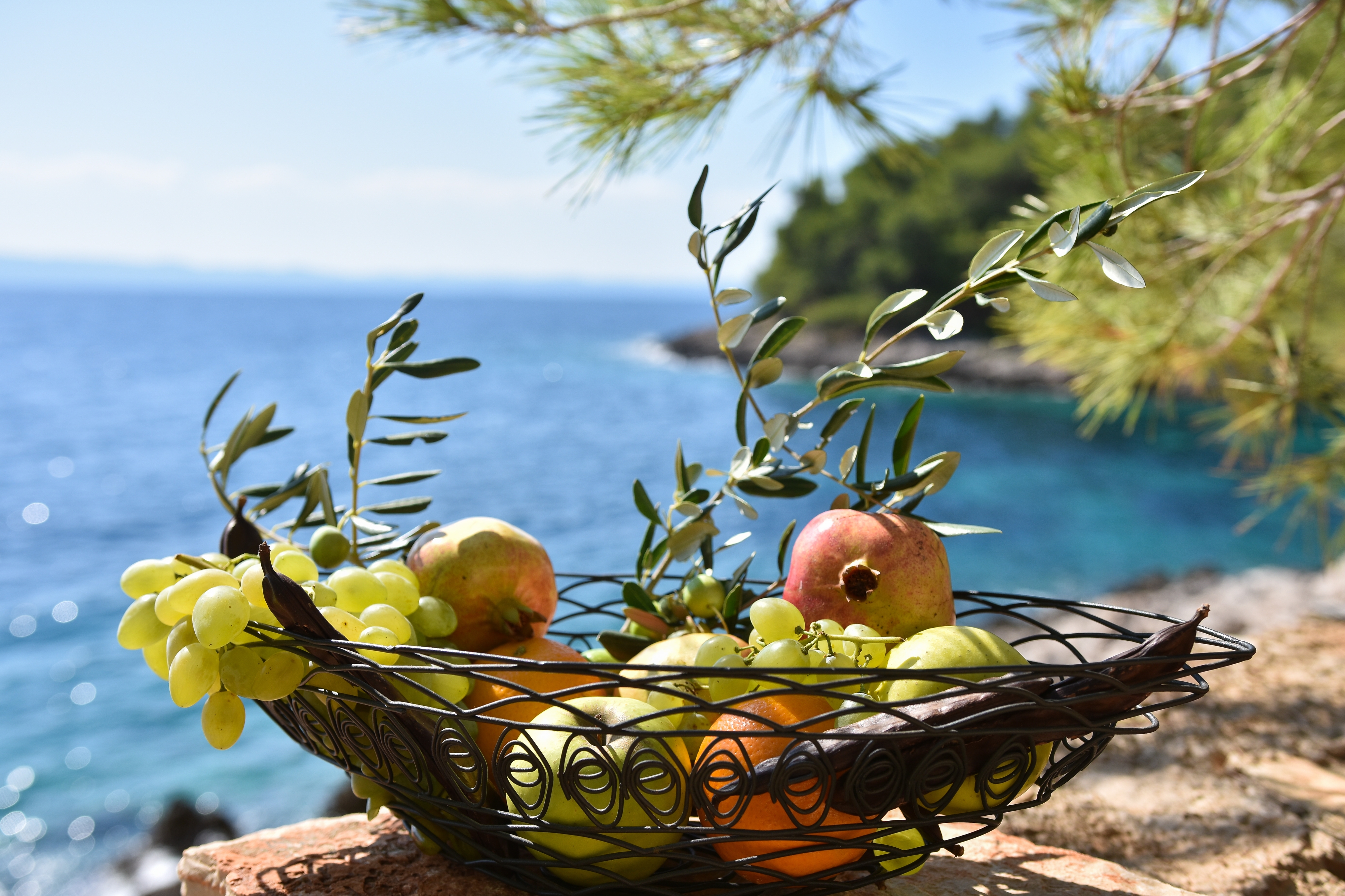 Two bedroom house near beach Cove Golubinka, Hvar  K