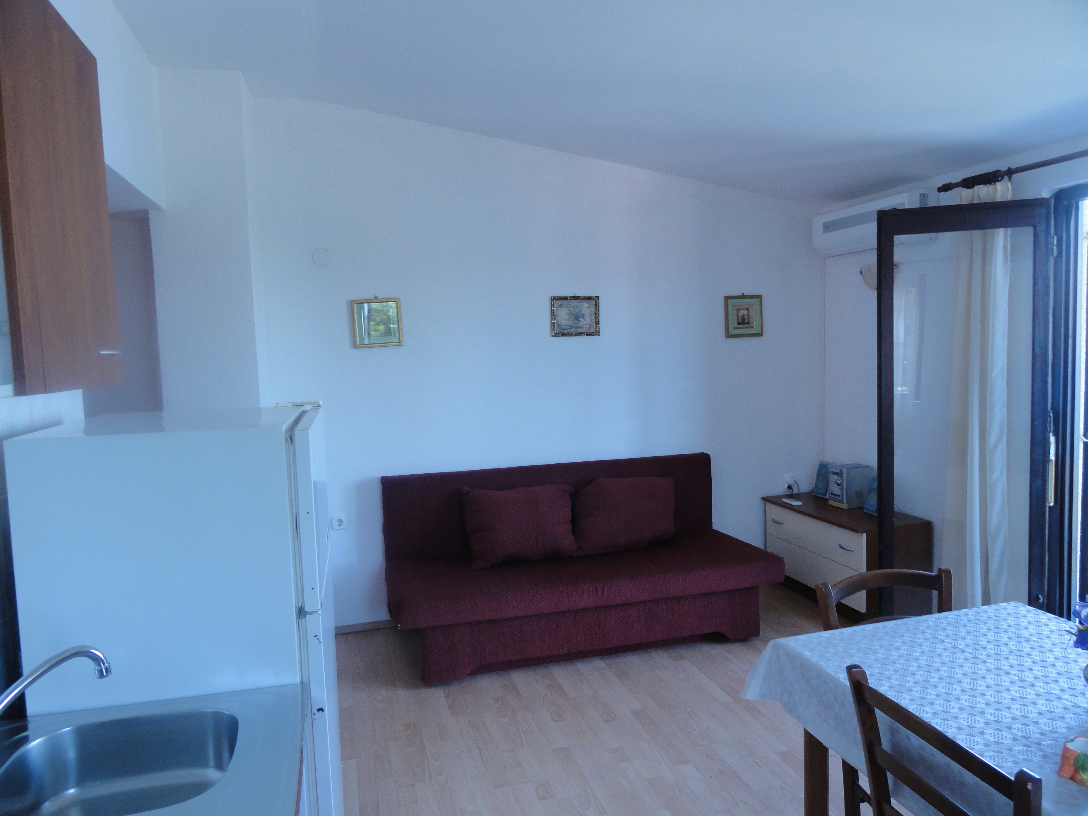 Comfortable and spacious house near beach Okrug Donji, Čiovo  K