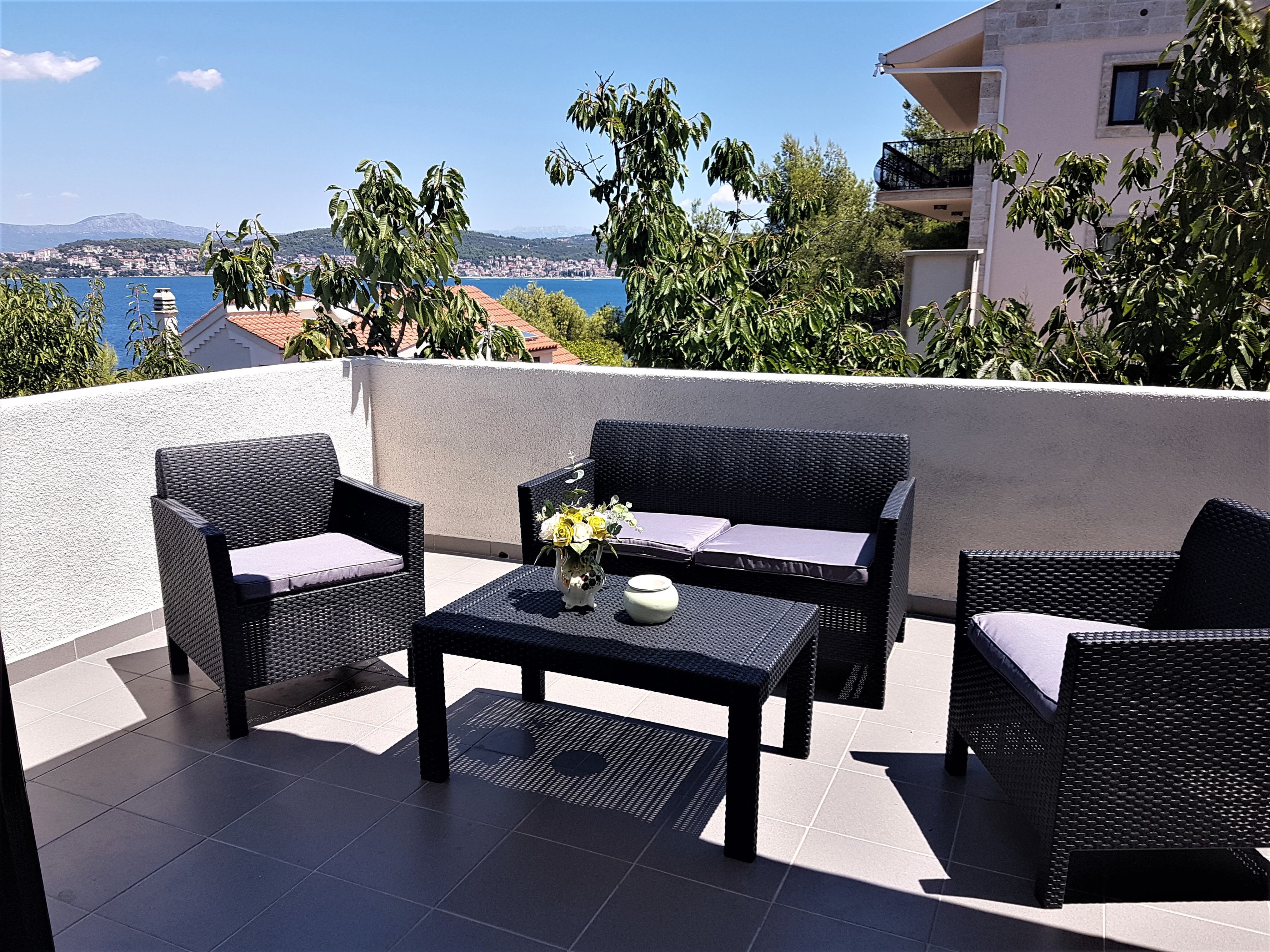 Comfortable and spacious house near beach Okrug Donji, Čiovo (K-14348)