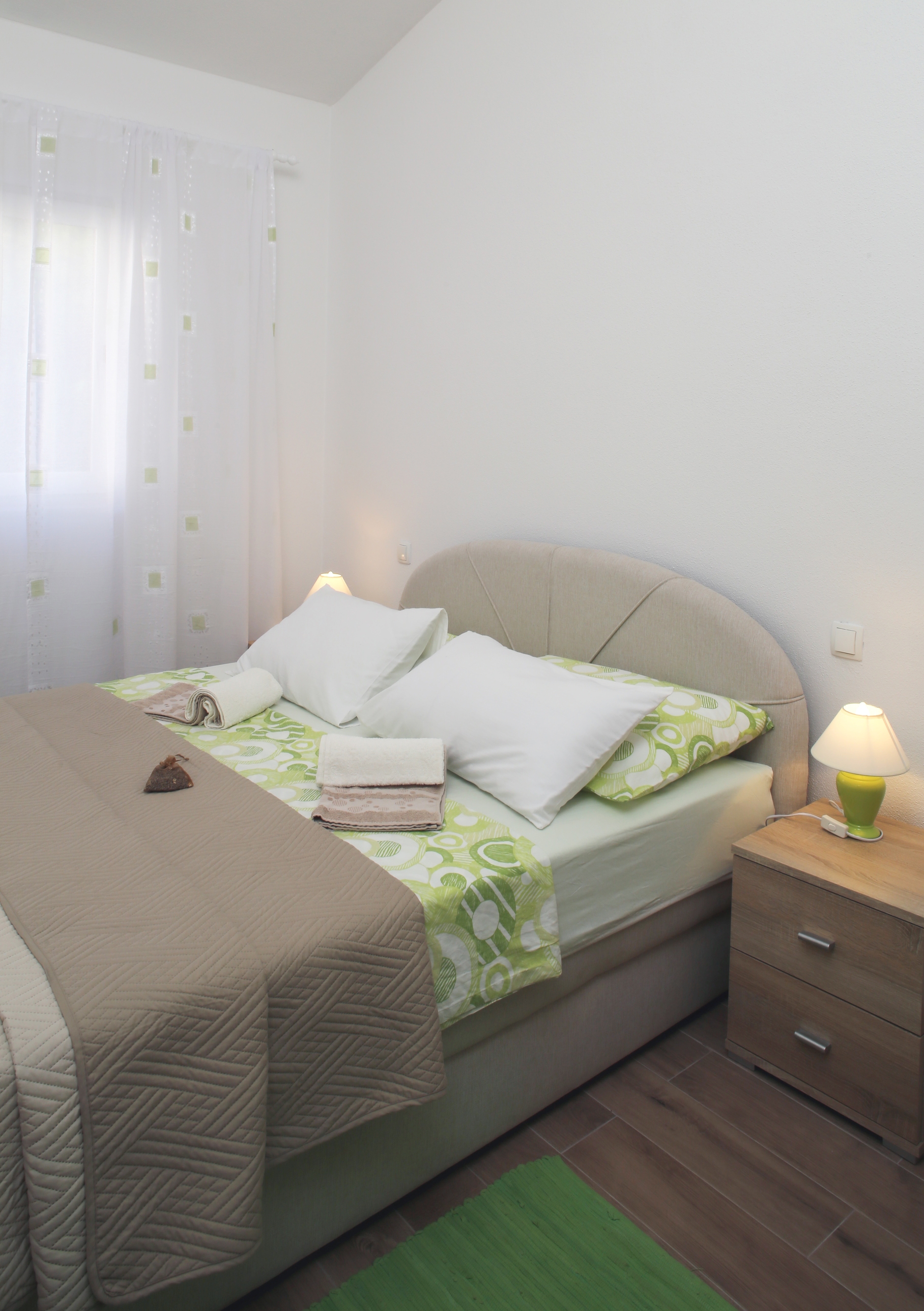 Two bedroom apartment near beach Ražanj, Rogoznica  A-b
