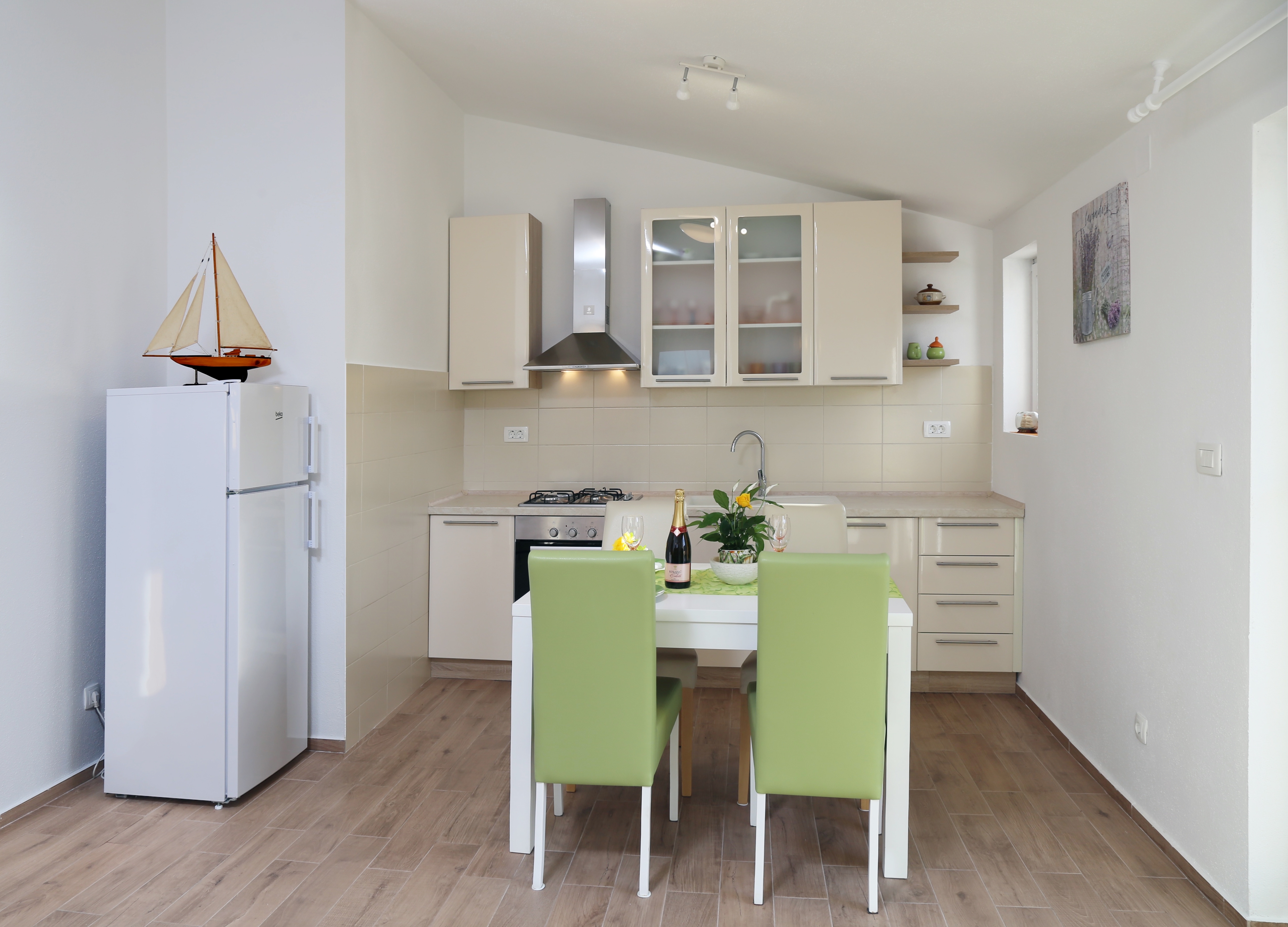 Two bedroom apartment near beach Ražanj, Rogoznica  A-b
