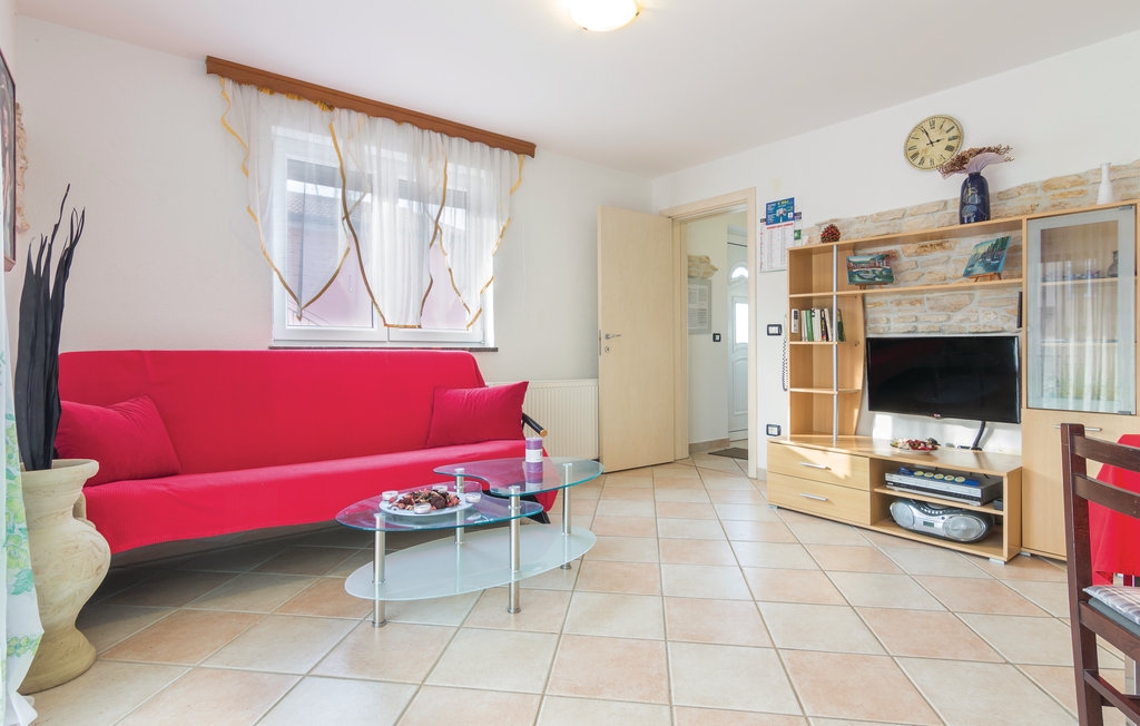 One bedroom apartment with terrace Fratrici, Umag (A-14384-b) One bedroom apartment with terrace Fratrici, Umag (A-14384-b)