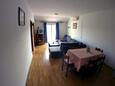 Dining room Prižba, Dining room in the apartment, (pet friendly) and WiFi.