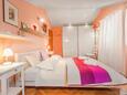 Šibenik, Ložnice 1 v ubytování typu apartment, domácí mazlíčci povoleni a WiFi.