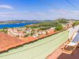 Šibenik, Terasa v ubytování typu apartment, s výhledem na moře, domácí mazlíčci povoleni a WiFi.