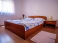 Barbat, Bedroom in the apartment, (pet friendly) and WiFi.