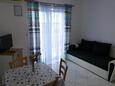 Obývací pokoj Barbat, Obývací pokoj v ubytování typu apartment, s klimatizací, domácí mazlíčci povoleni a WiFi.