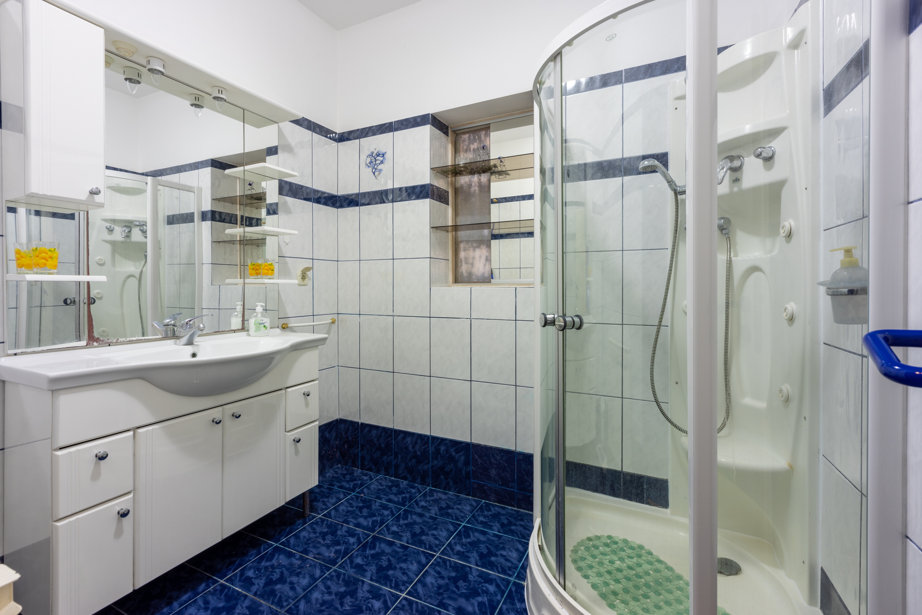 Two bedroom apartment with terrace Banjole, Pula  A-b
