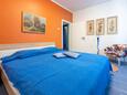 Banjole, Ložnice 2 v ubytování typu apartment, s klimatizací, domácí mazlíčci povoleni a WiFi.