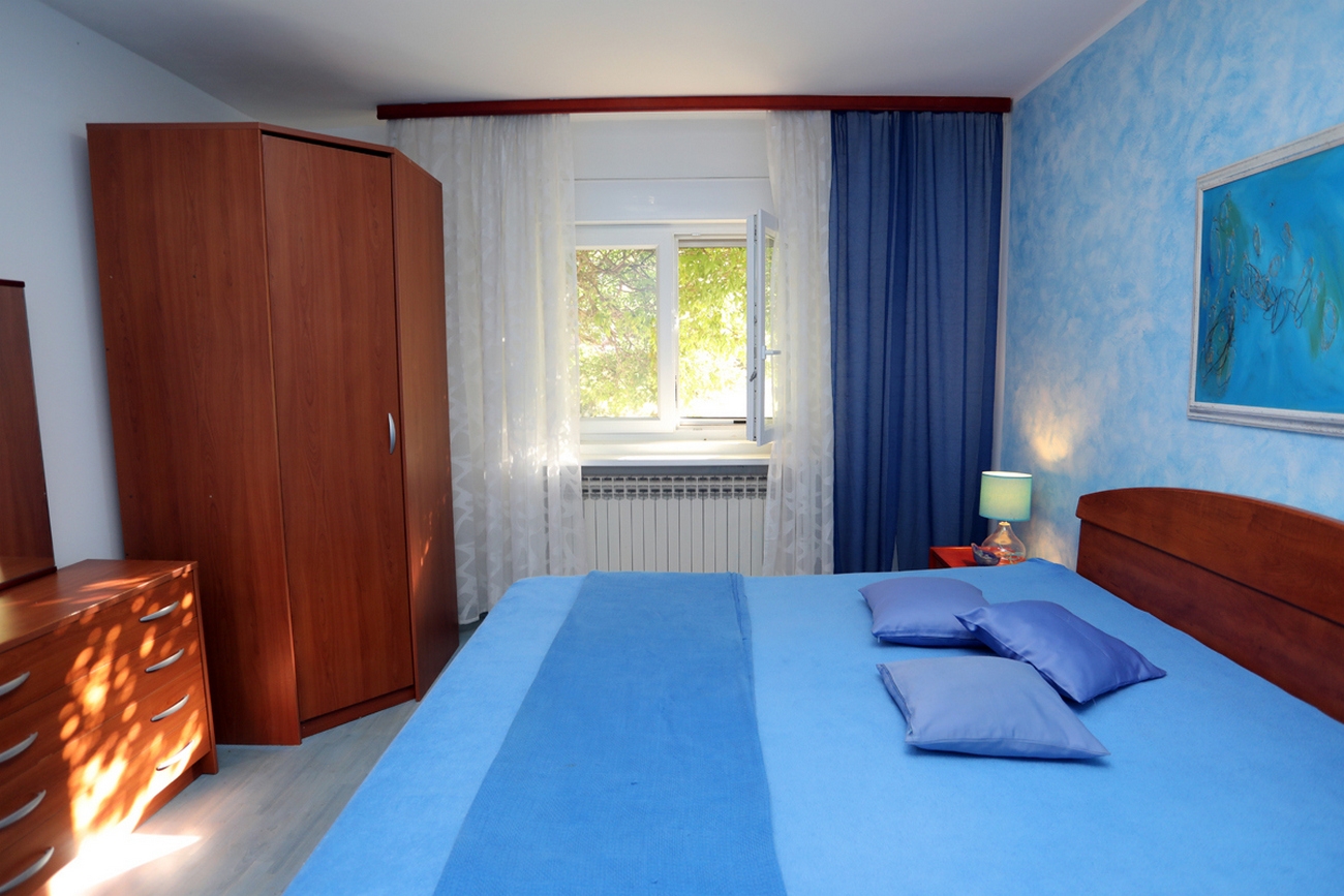 Two bedroom apartment with terrace Banjole, Pula  A-c