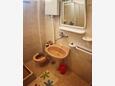 Salle de bain Povlja, Salle de bain dans l’hébergement en type apartment, animaux acceptés et WiFi.