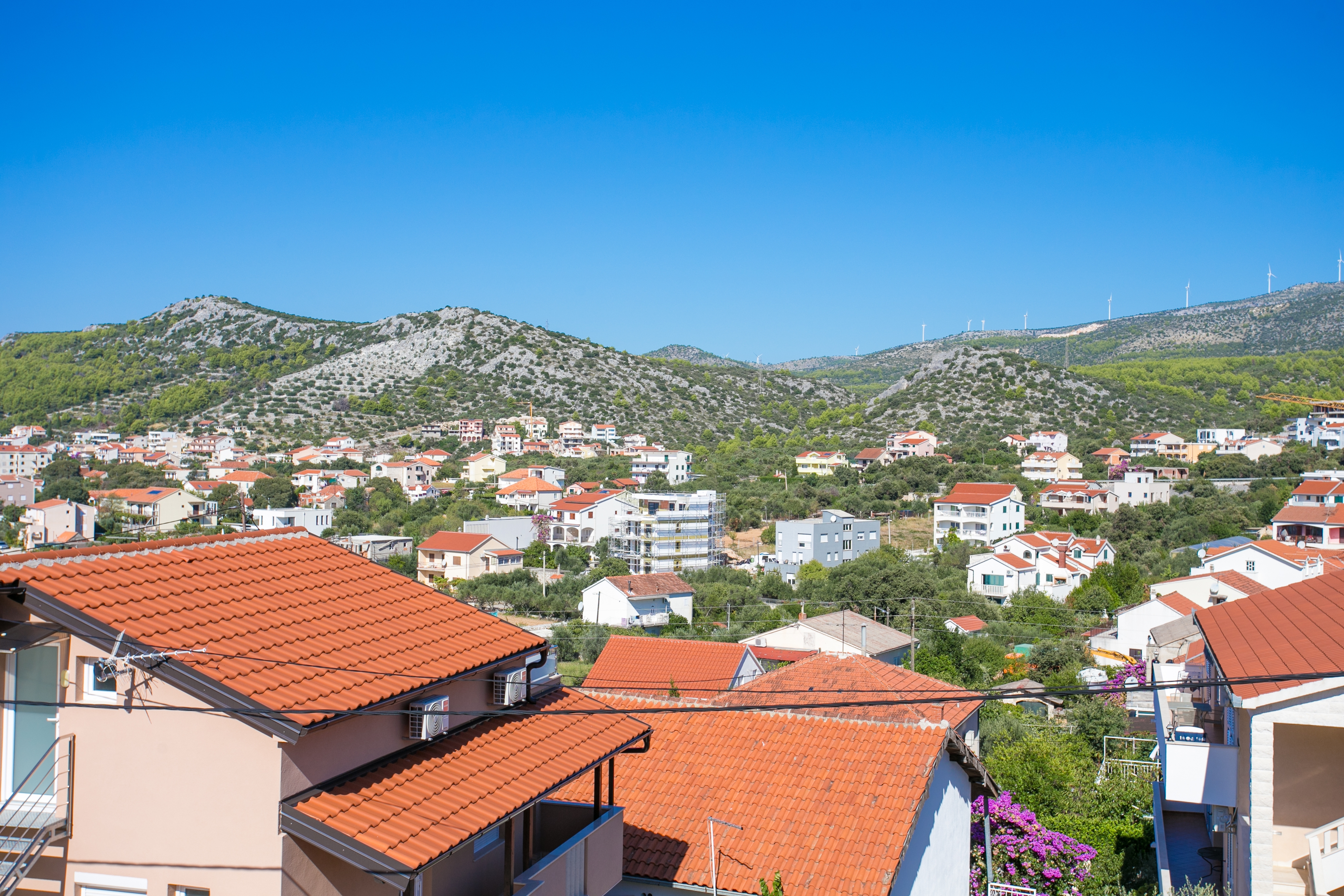 Studio flat with balcony and sea view Seget Vranjica, Trogir  AS-b