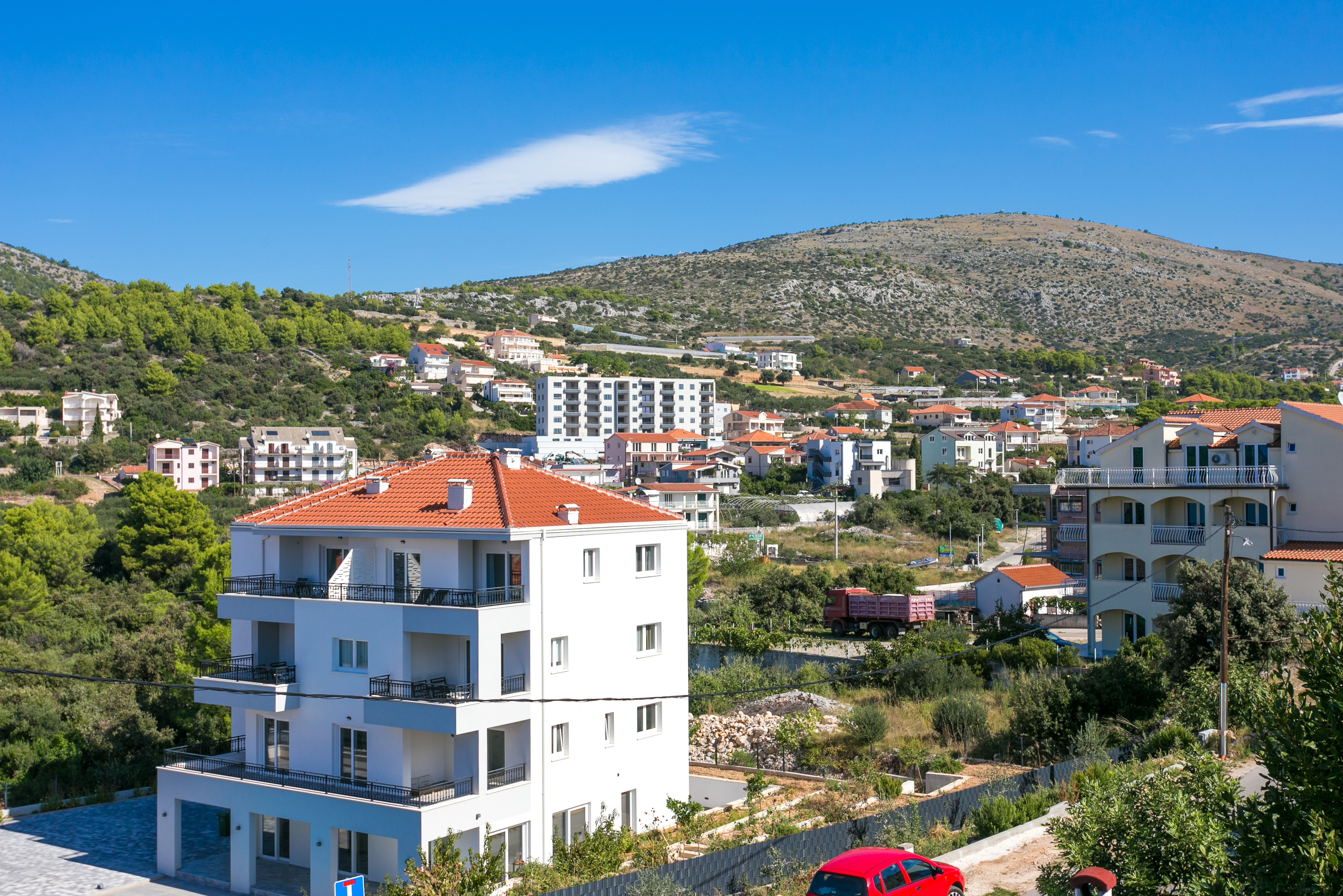 Studio flat with balcony and sea view Seget Vranjica, Trogir  AS-b