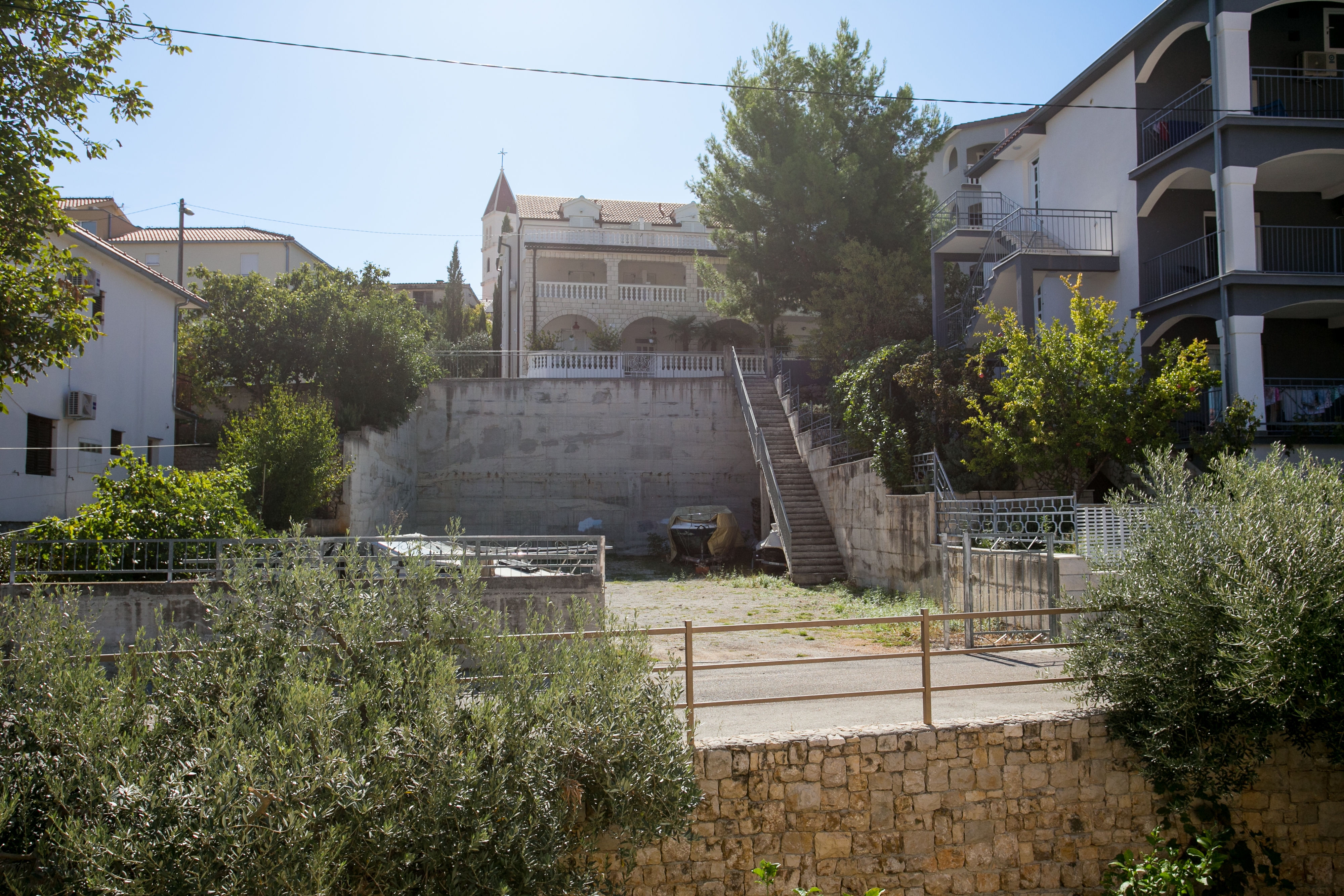Studio flat with balcony and sea view Seget Vranjica, Trogir  AS-b