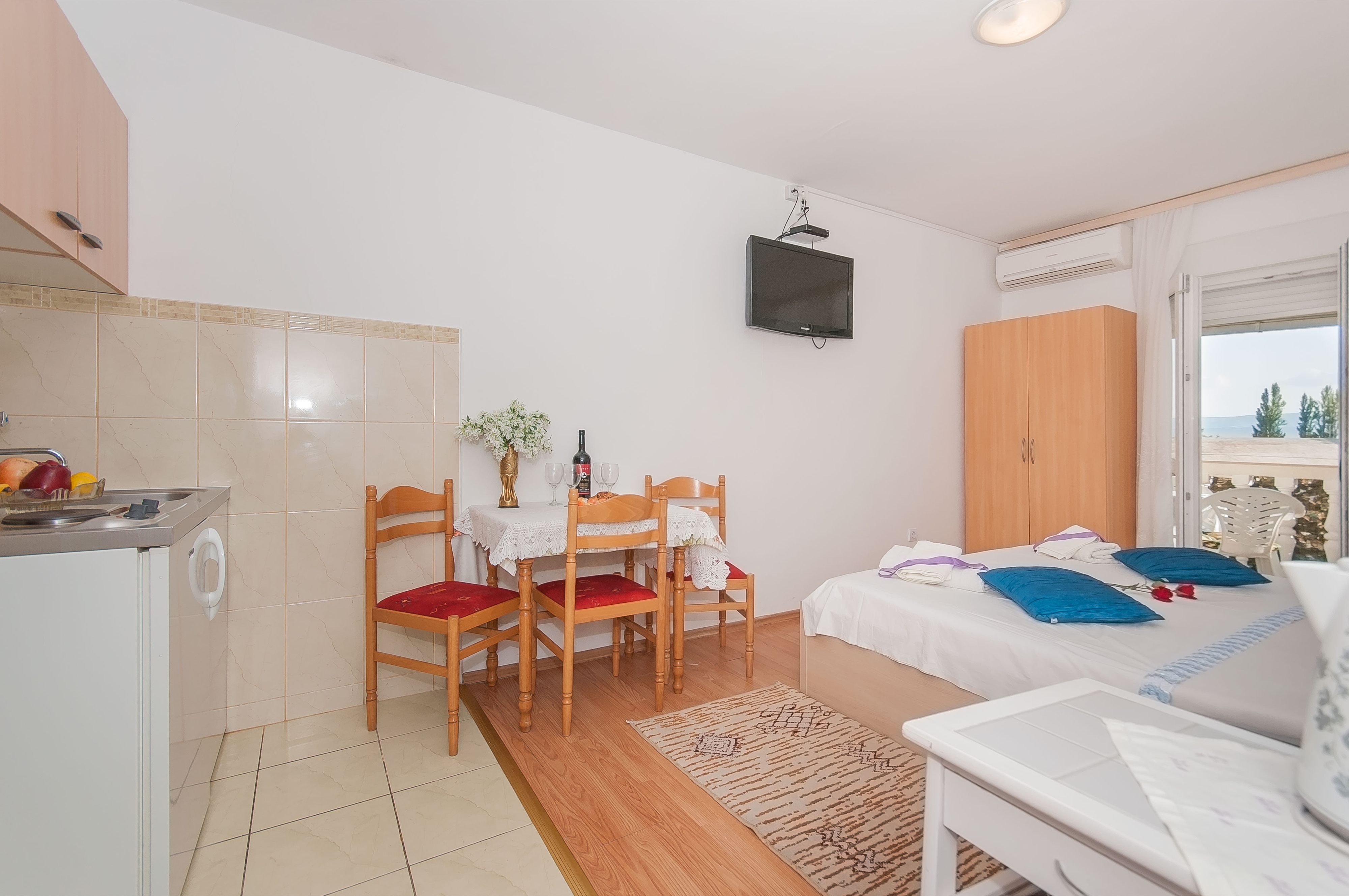 Studio flat with balcony Omiš (AS-14422-a) Studio flat with balcony Omiš (AS-14422-a)