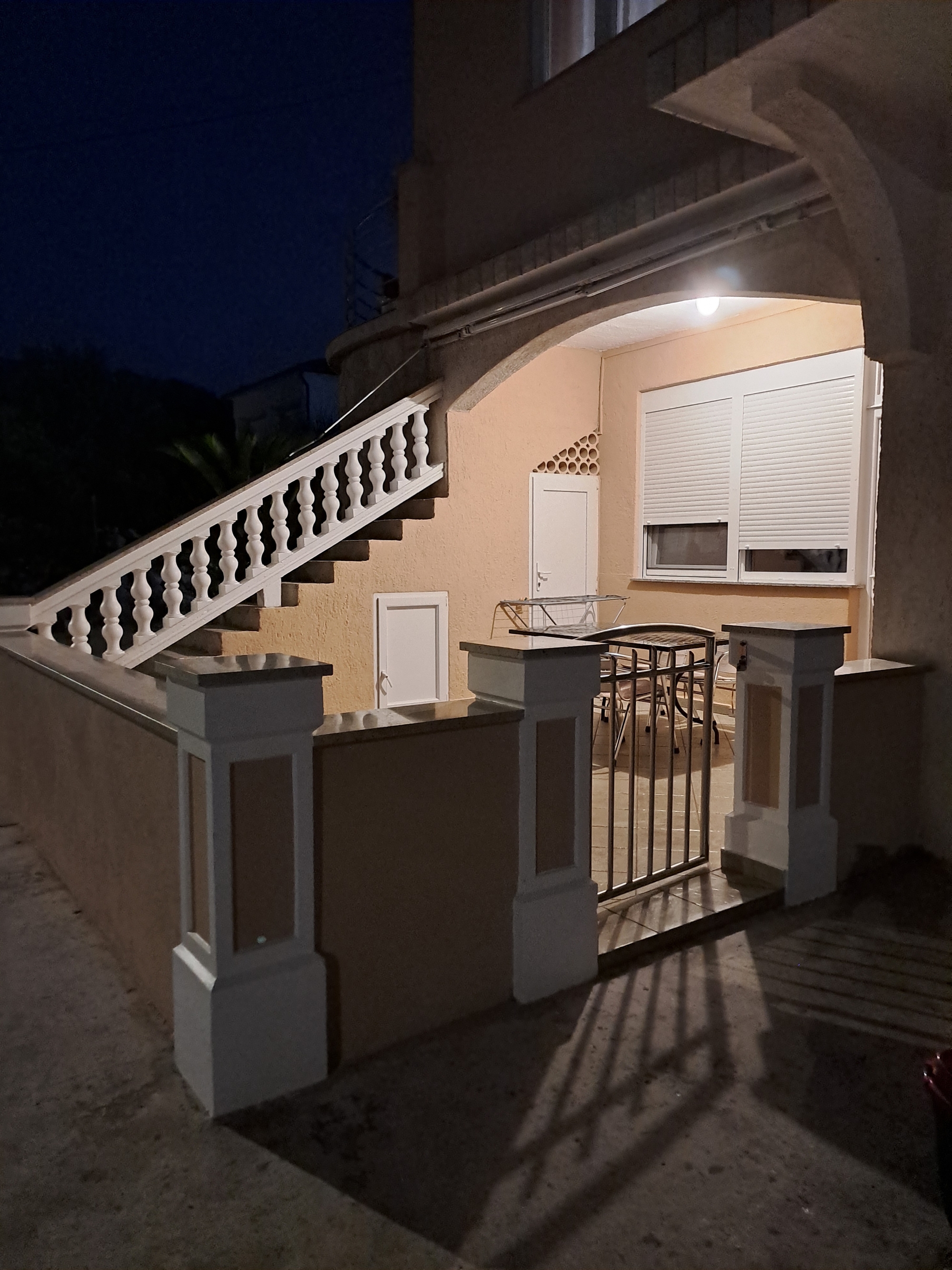 One bedroom apartment with terrace Supetarska Draga - Donja, Rab  A-a