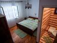 Barbat, Bedroom 1 in the apartment, (pet friendly) and WiFi.