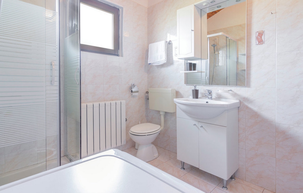 Three bedroom house with terrace Sveti Lovreč, Central Istria - Središnja Istra  K