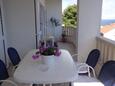 Terrace Bol, Terrace in the apartment, with a sea view, (pet friendly) and WiFi.