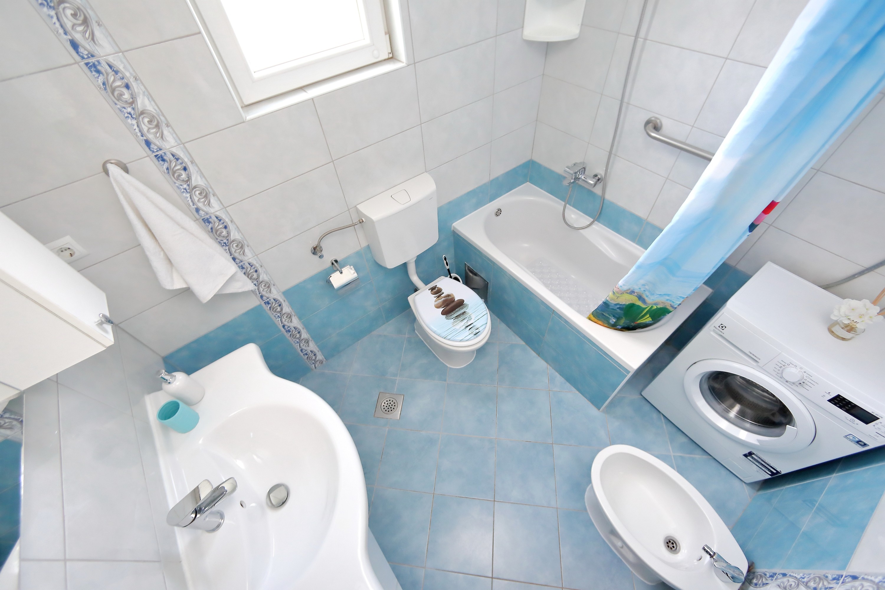 Three bedroom apartment with terrace Bibinje, Zadar  A-a