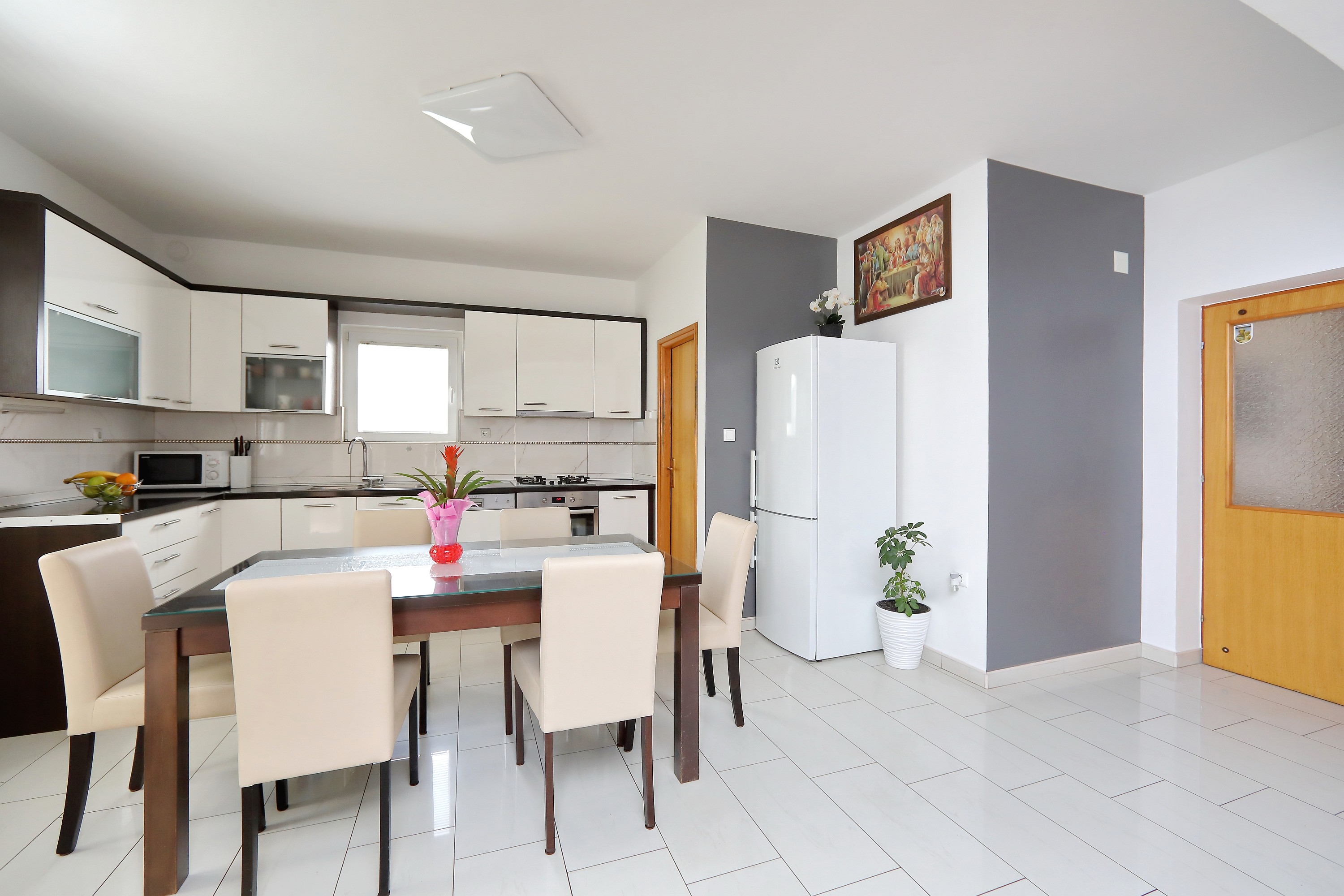 Three bedroom apartment with terrace Bibinje, Zadar  A-a