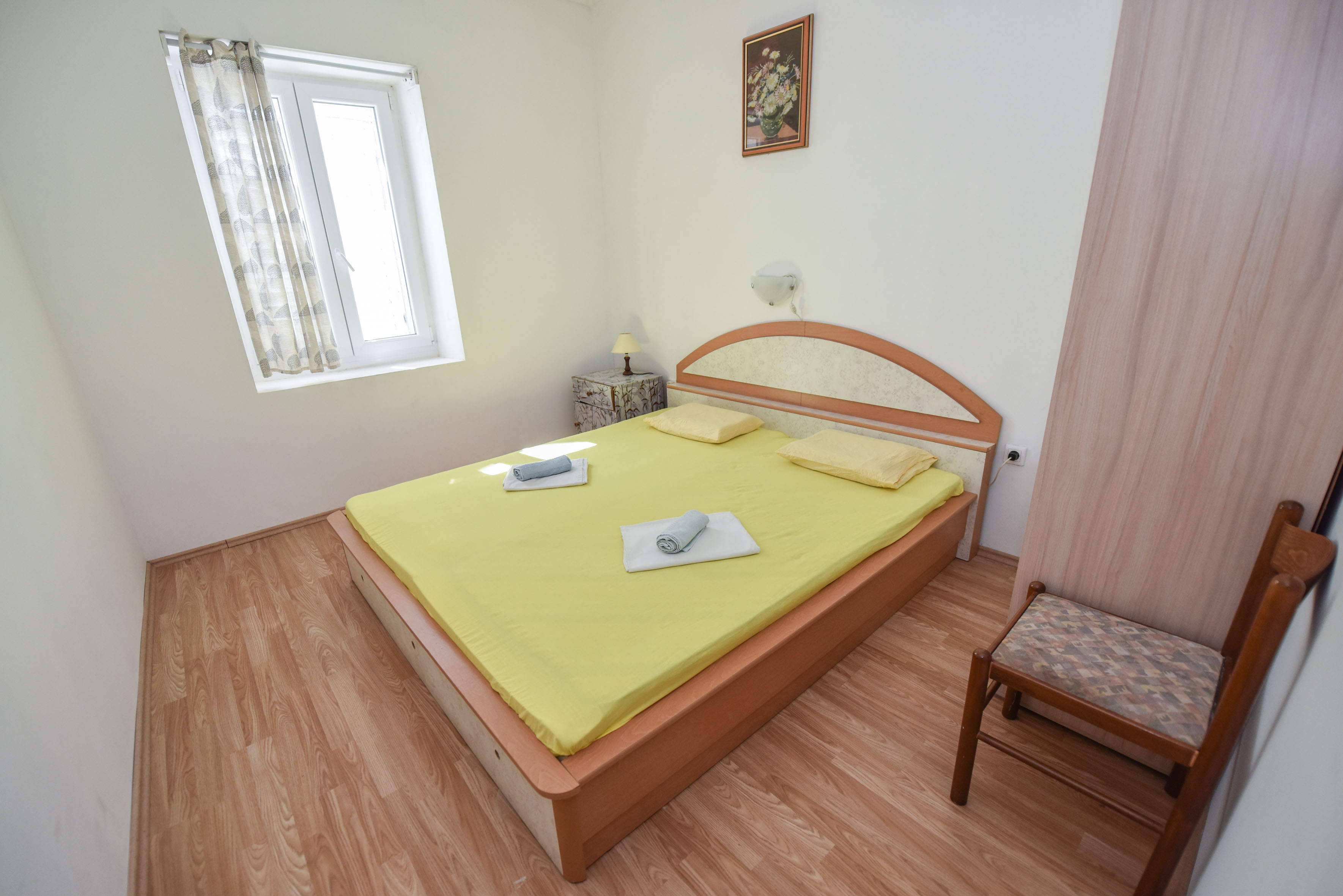 Three bedroom house with terrace and sea view Kustići, Pag  K
