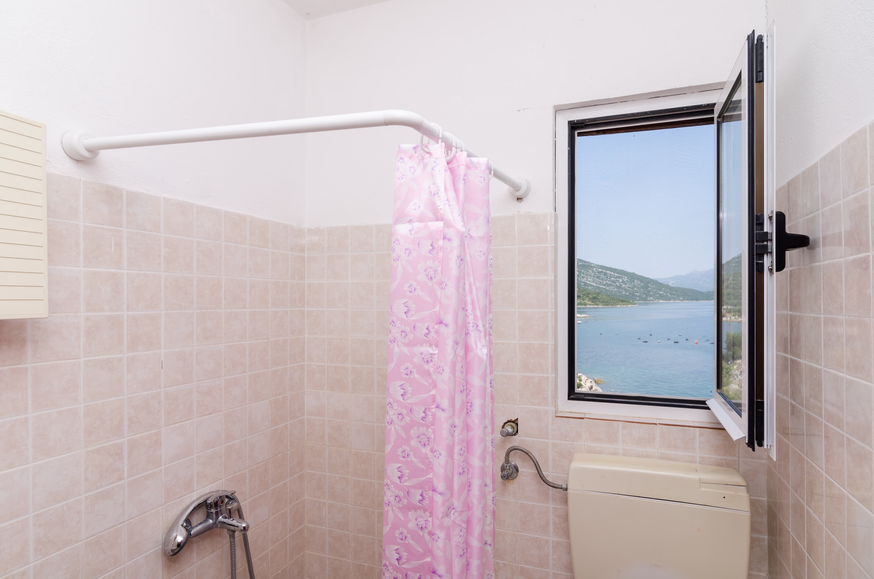 One bedroom apartment near beach Cove Pještata, Pelješac  A-f