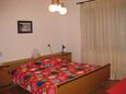 Spavaća soba 1 Krk, Spavaća soba 1 u smještaju tipa apartment, kućni ljubimci dozvoljeni i WiFi.