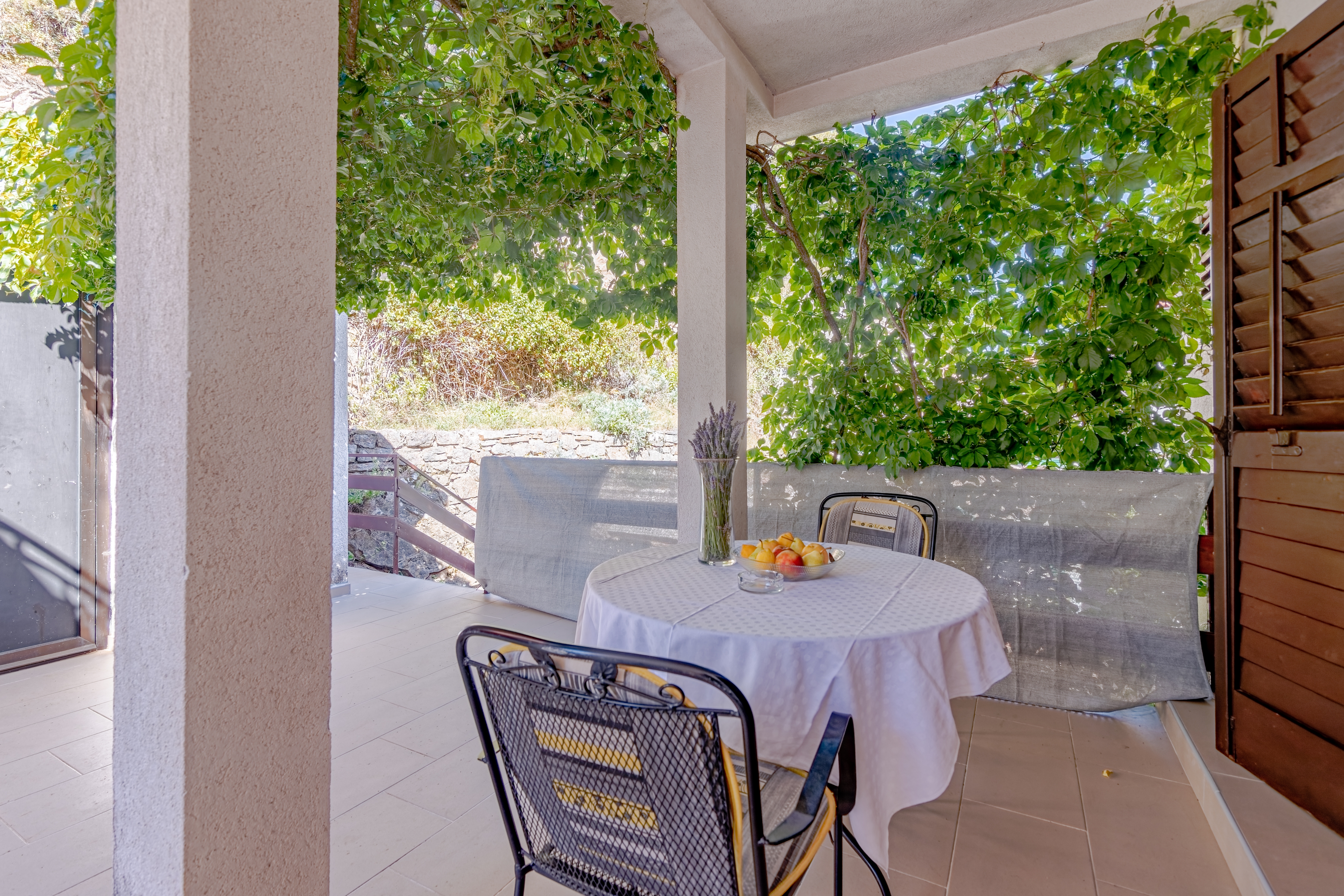 Studio flat with terrace Cove Vela Stiniva, Hvar (AS-14511-a)