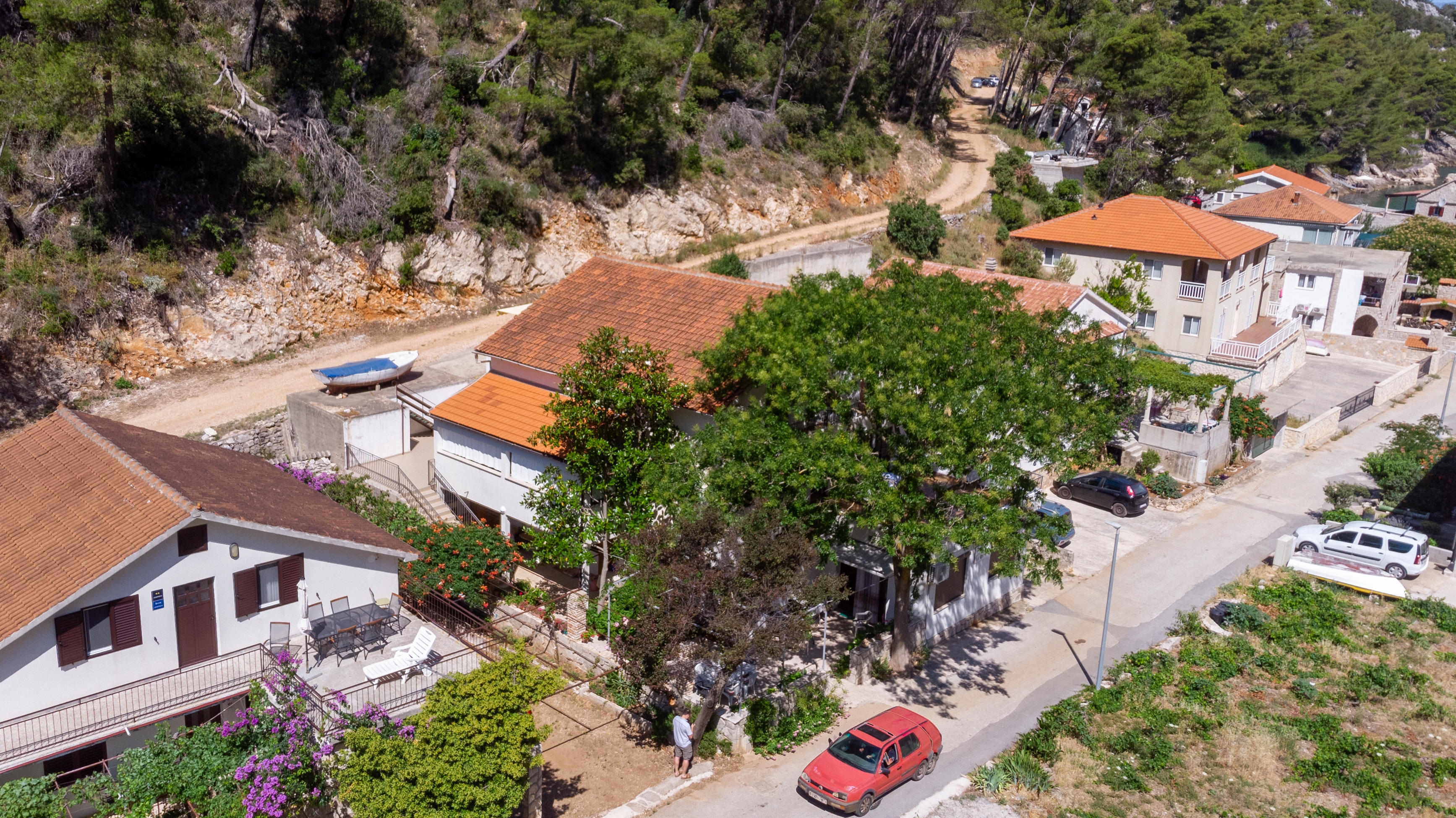 One bedroom apartment with balcony and sea view Cove Vela Stiniva, Hvar (A-14511-c) One bedroom apartment with balcony and sea view Cove Vela Stiniva, Hvar (A-14511-c)