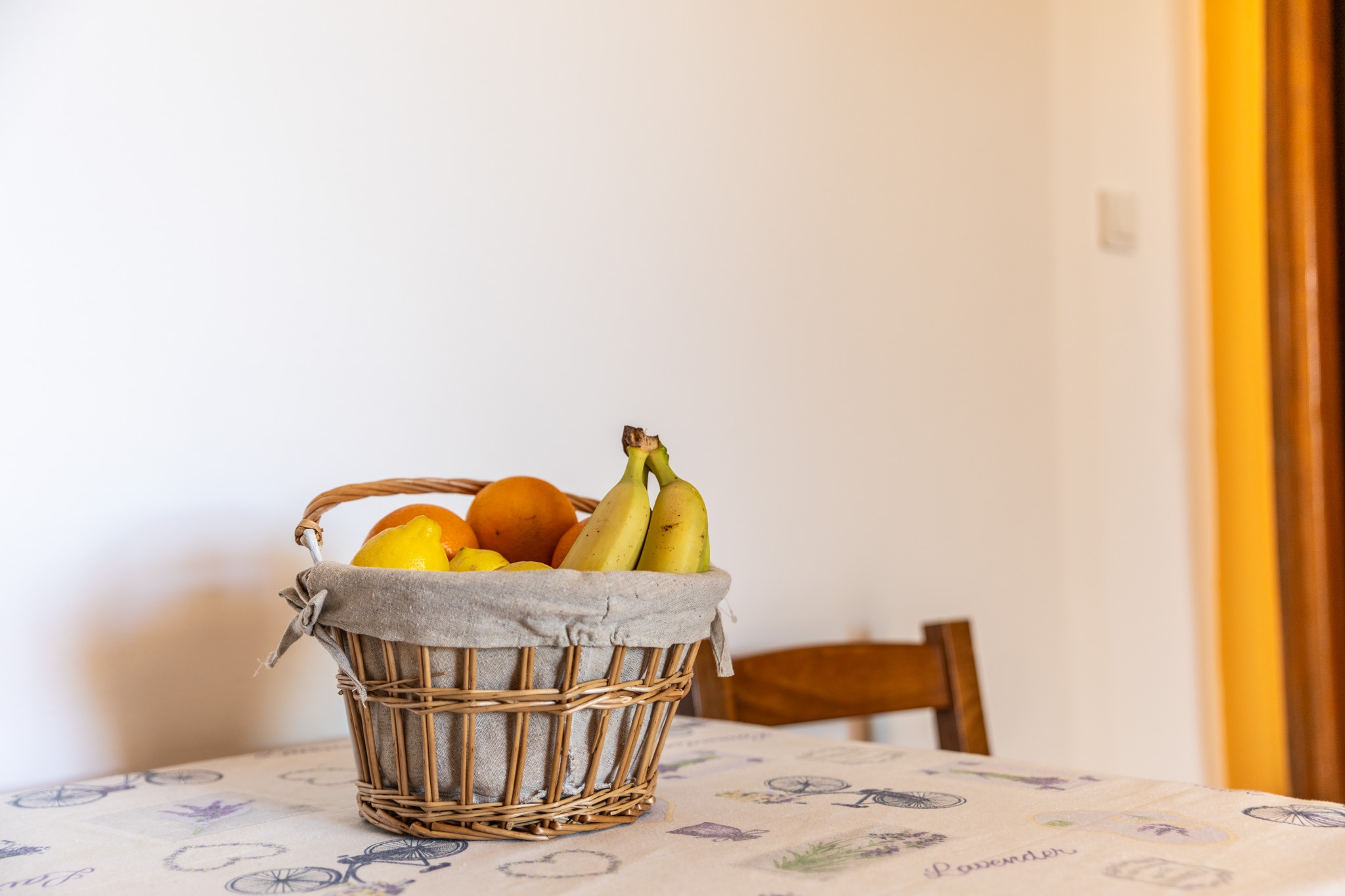 One bedroom apartment near beach Barbat, Rab  A-a
