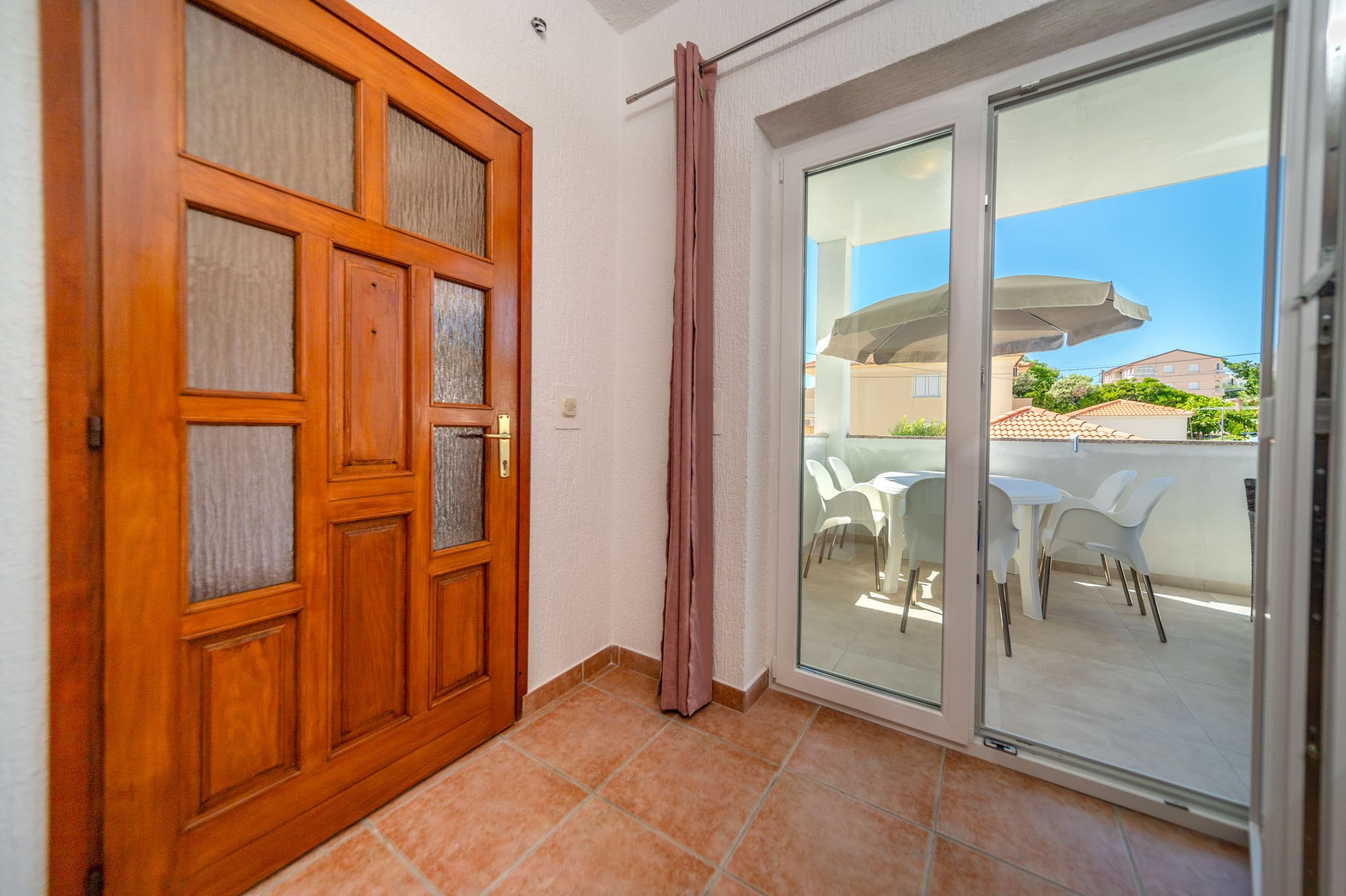 Two bedroom apartment near beach Barbat, Rab  A-c