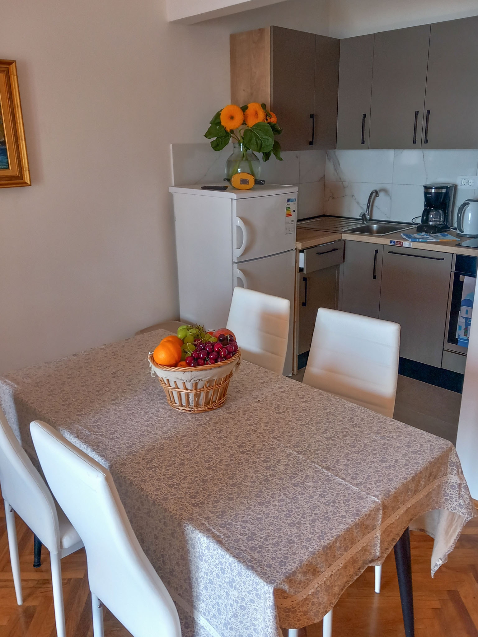 One bedroom apartment near beach Barbat (Rab) (A-14512-d) One bedroom apartment near beach Barbat (Rab) (A-14512-d)