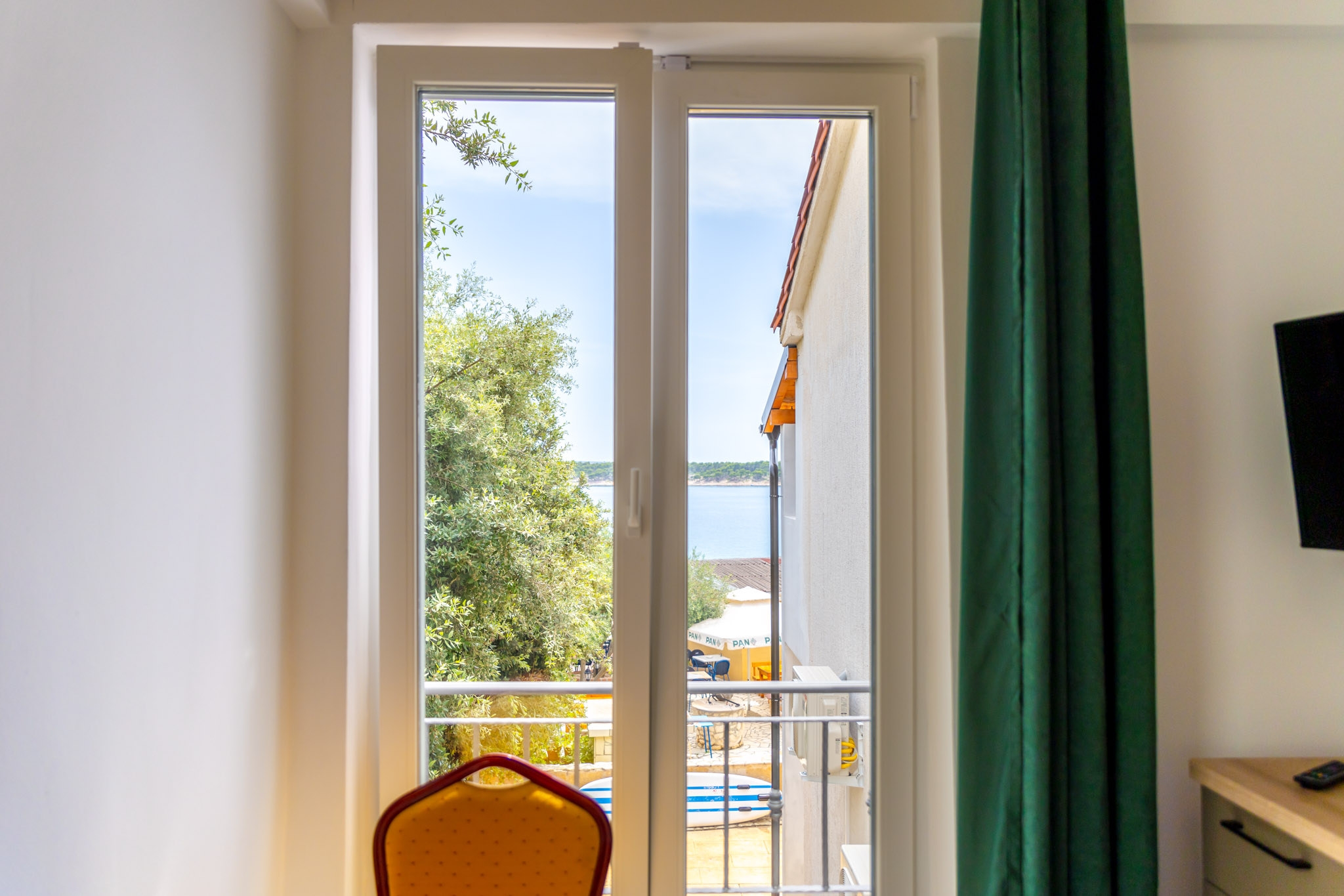 Studio flat near beach Barbat, Rab (AS-14512-a)