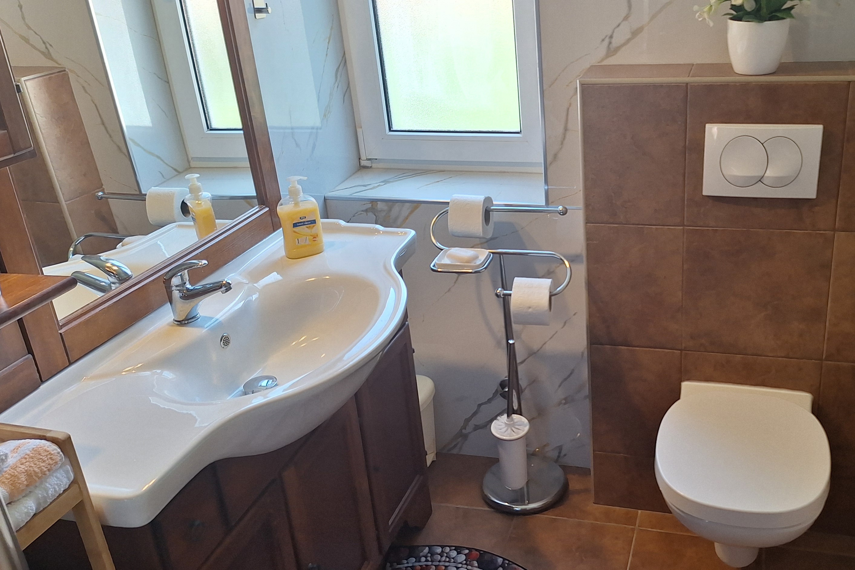 Two bedroom apartment with balcony Rab  A-a