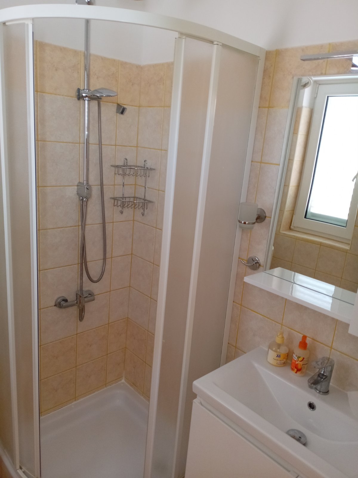 Two bedroom apartment with terrace Rab  A-b