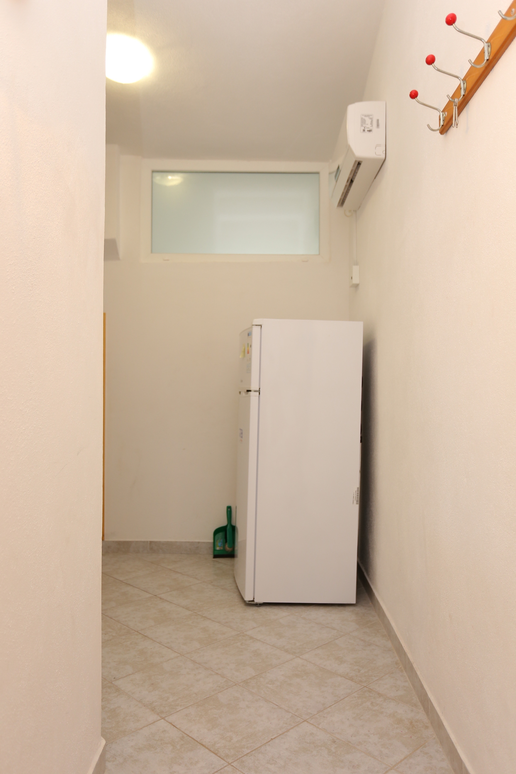 Two bedroom apartment near beach Slatine, Čiovo  A-d