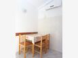 Dining room Slatine, Dining room in the apartment, air condition available and WiFi.