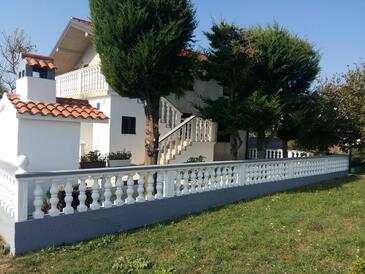 Sabunike, Zadar, Property 14574 - Apartments with sandy beach.