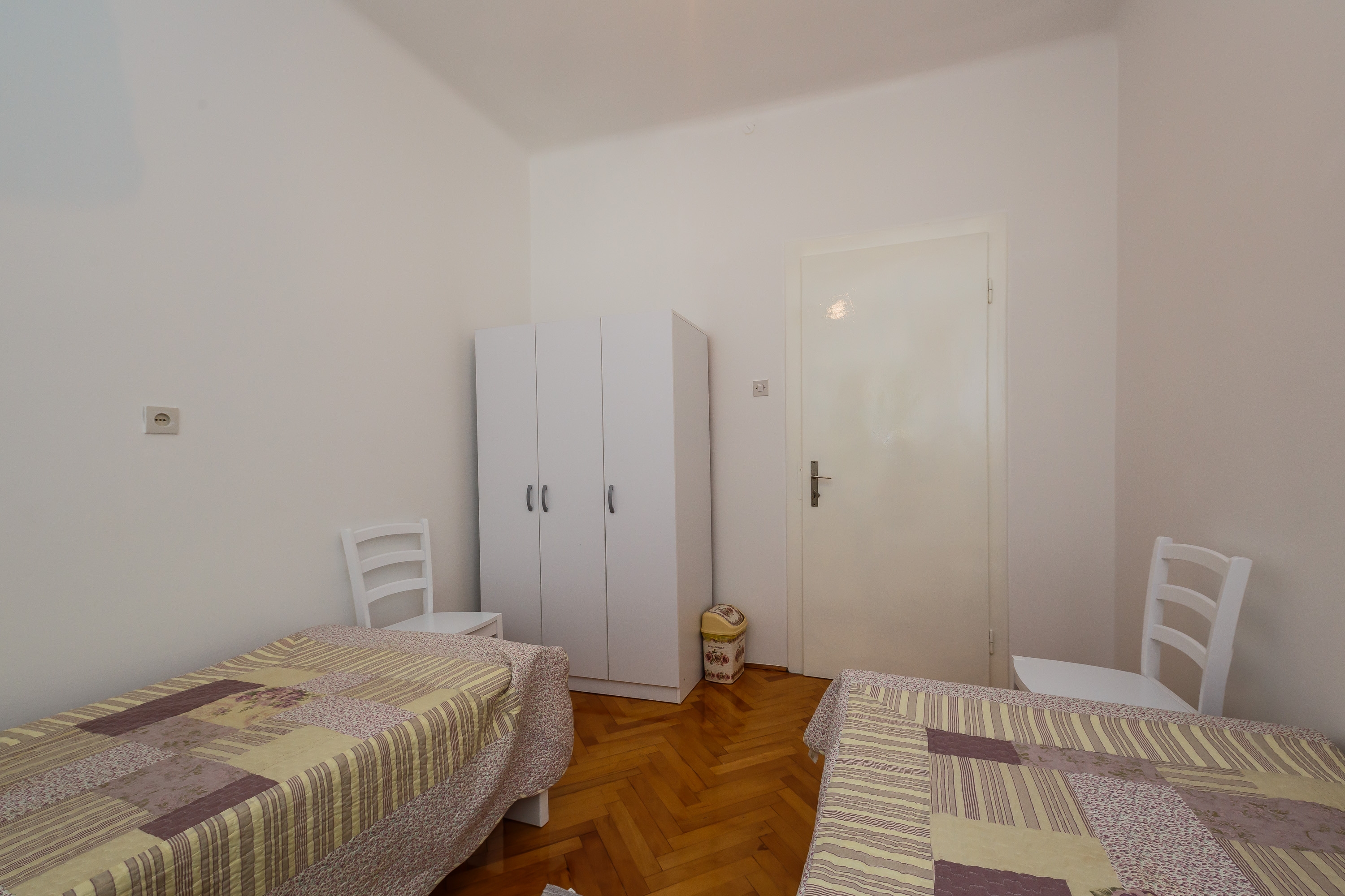Four bedroom apartment with terrace Kaštel Stari, Kaštela  A-a